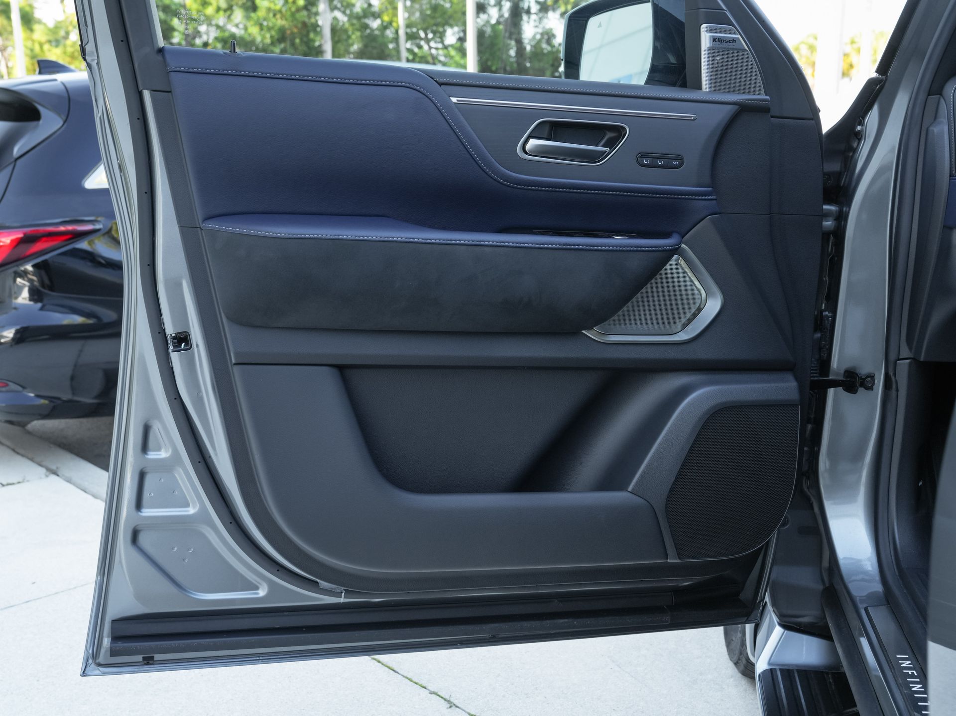 used 2026 INFINITI QX80 car, priced at $83,000