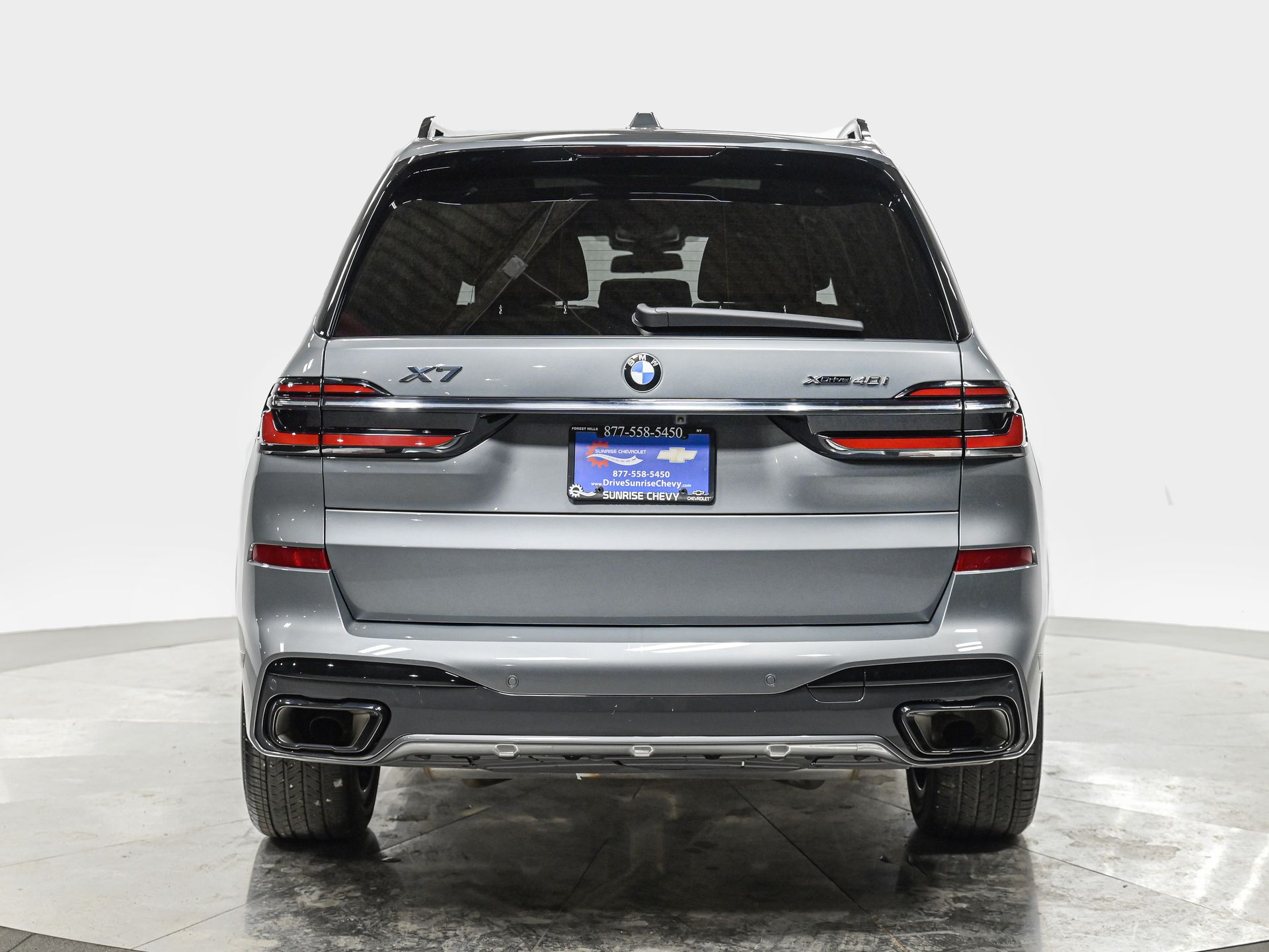 View vehicle photo 5