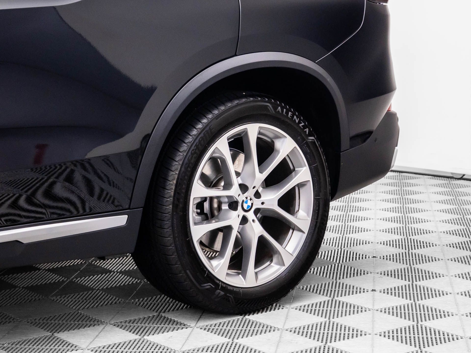 2024 BMW X5 xDrive40i photo