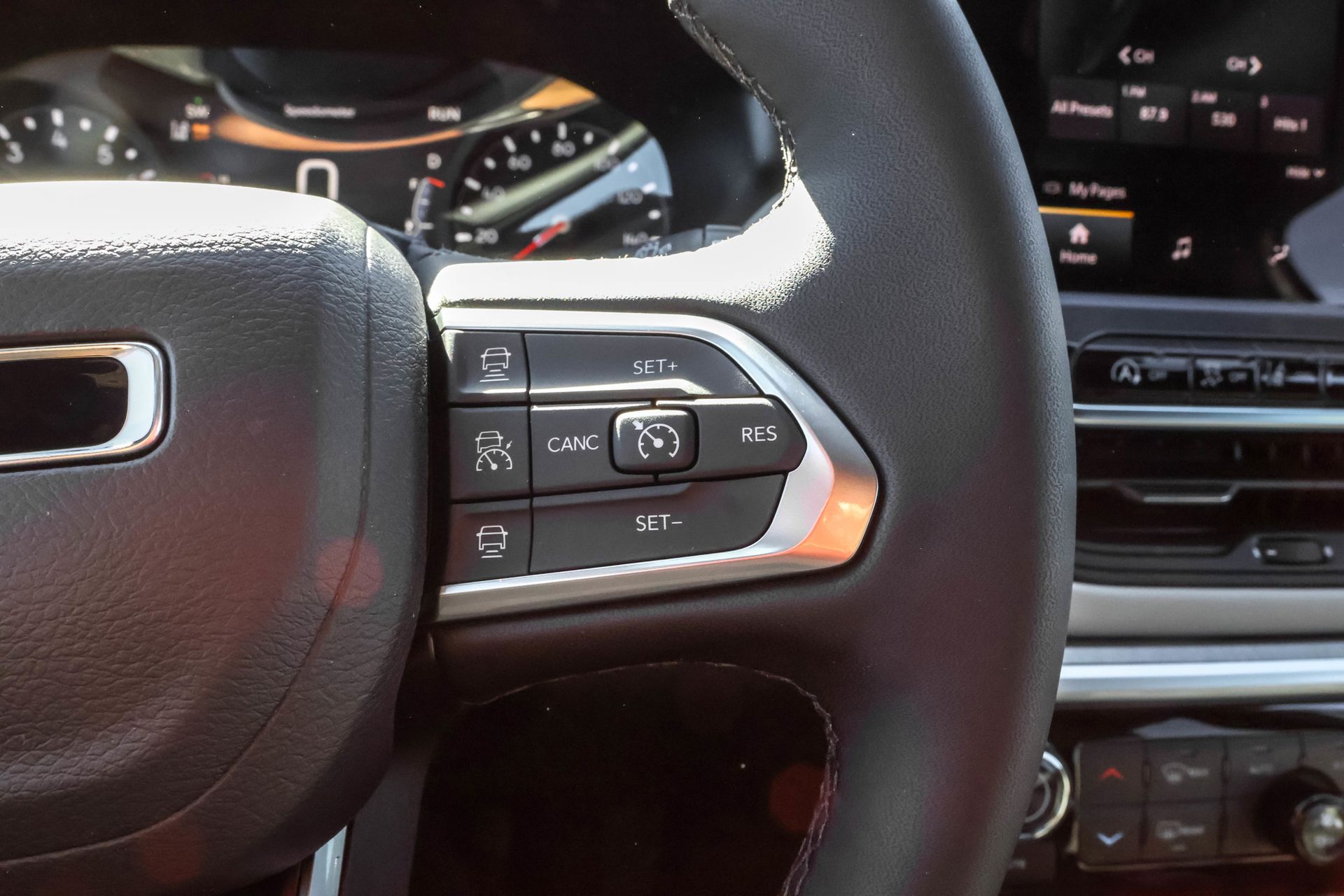 2026 JEEP COMPASS - Image 25