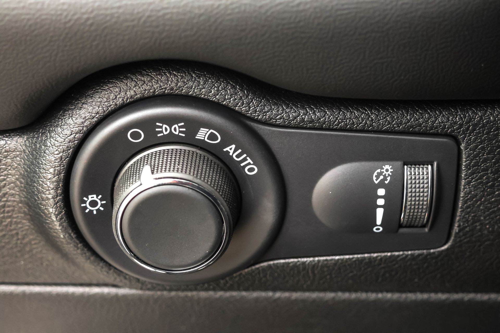 2026 DODGE DURANGO - Image 27