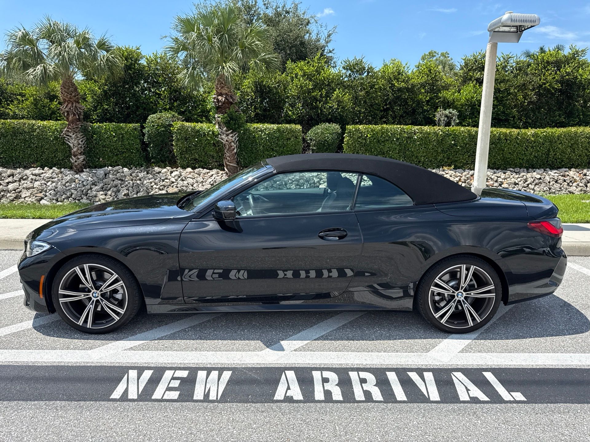 Used 2023 Black Sapphire Metallic BMW 430i image 2