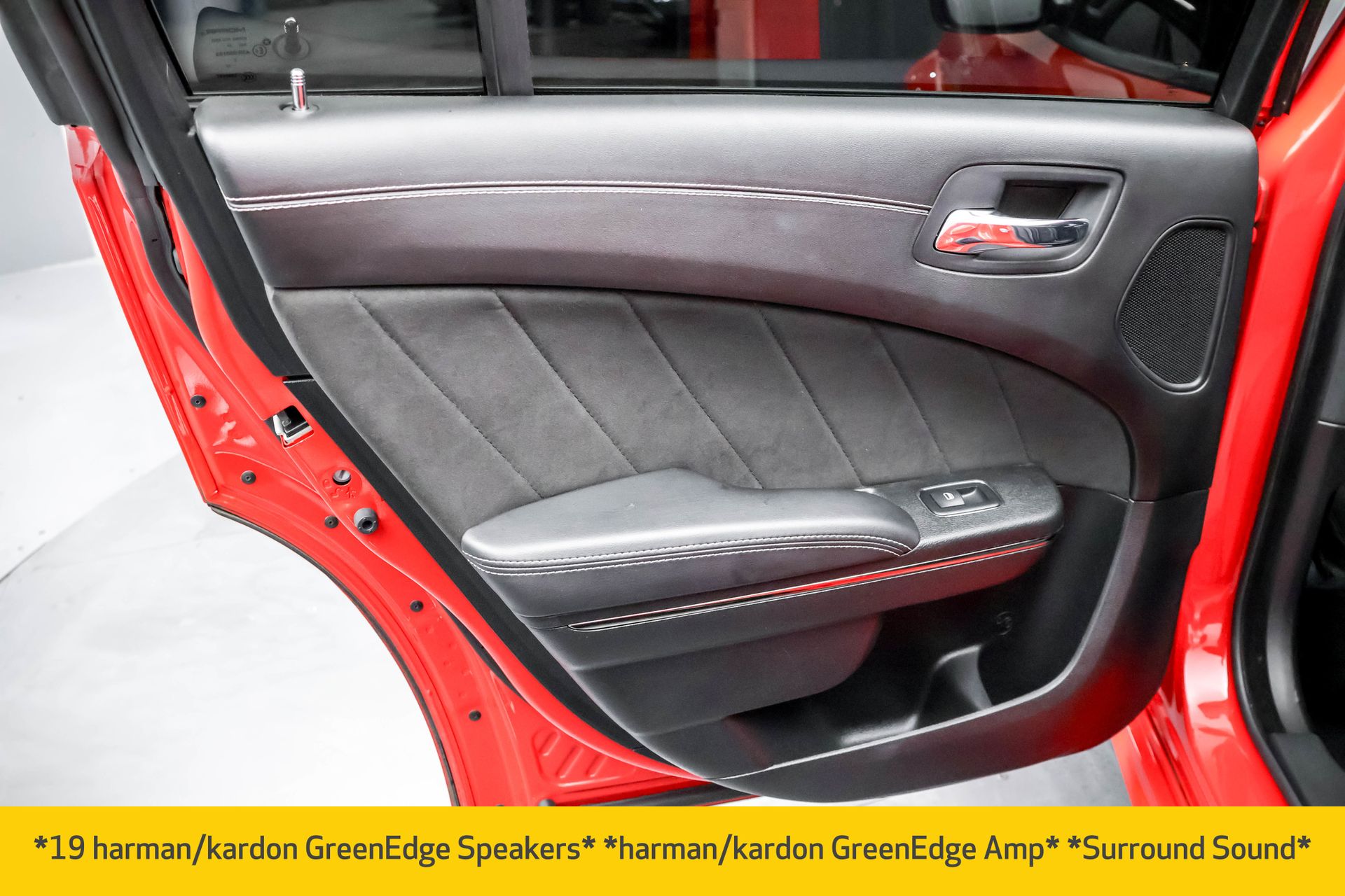 2022 DODGE CHARGER - Image 10