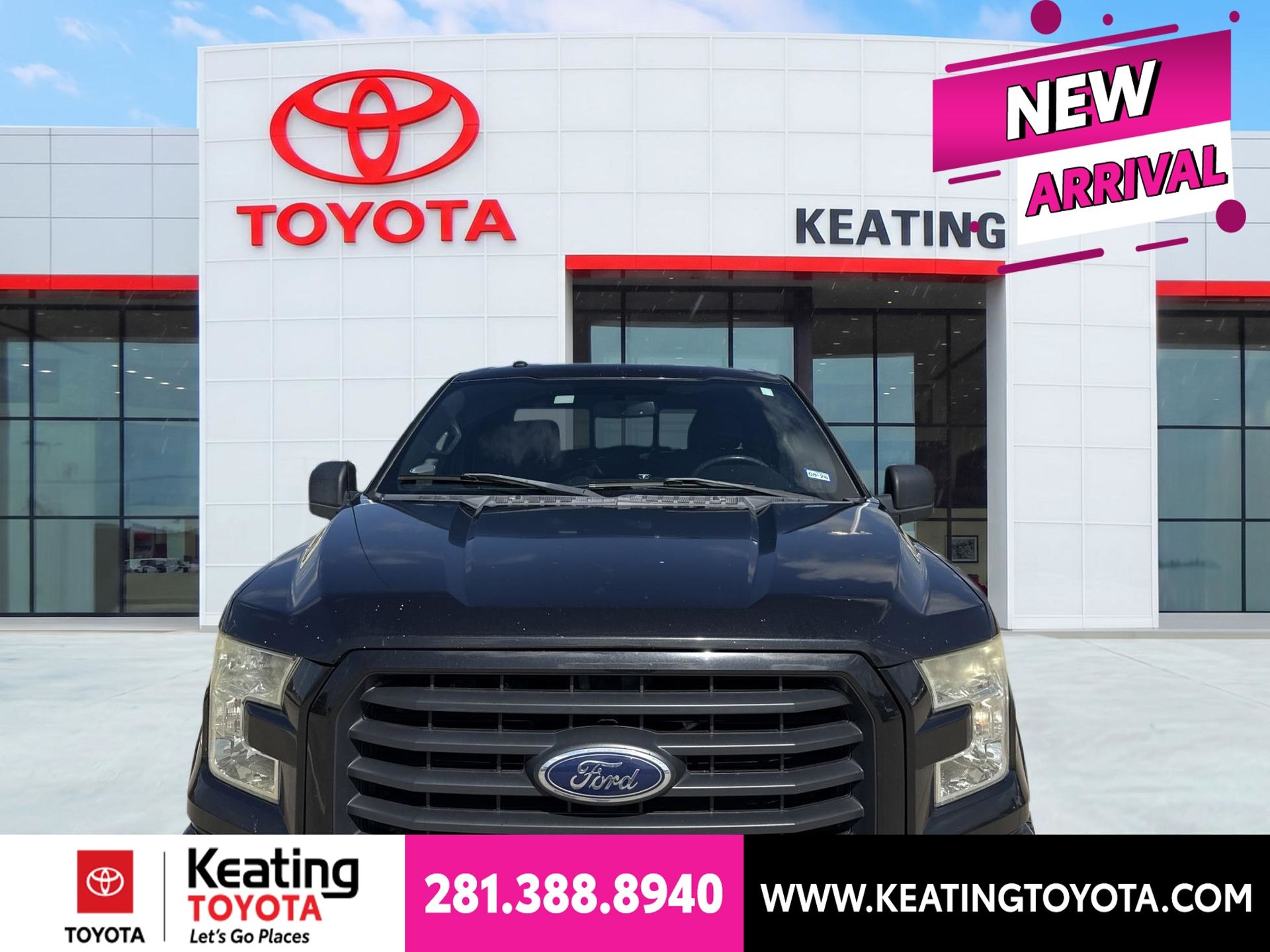 Tuxedo Black Metallic 2015 Ford F-150 Pickup Truck 4X2 6-Speed Automatic
