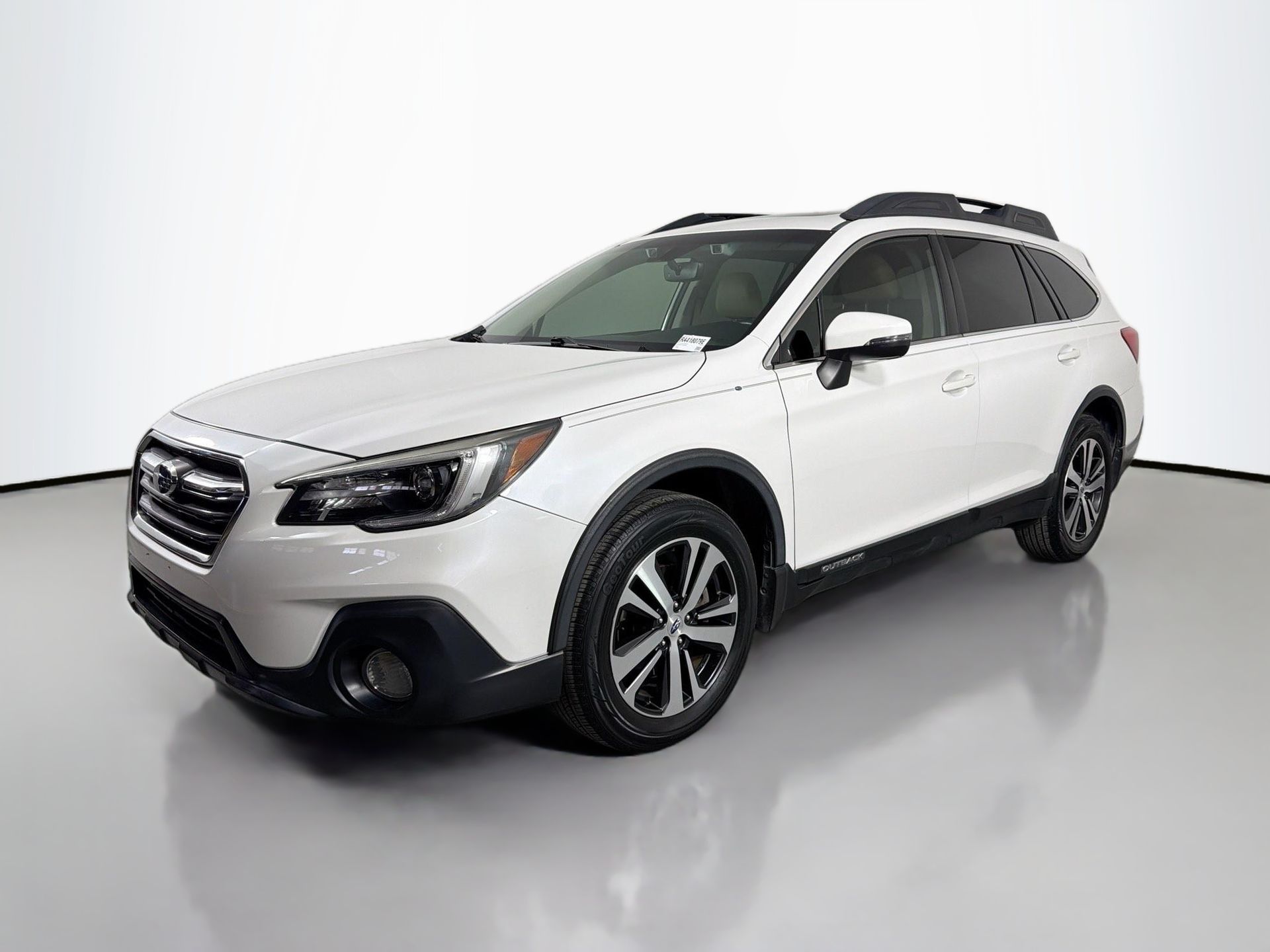 Crystal White Pearl 2018 Subaru Outback 3.6R Limited AWD Wagon All-Wheel Drive Continuously Variable Transmission
