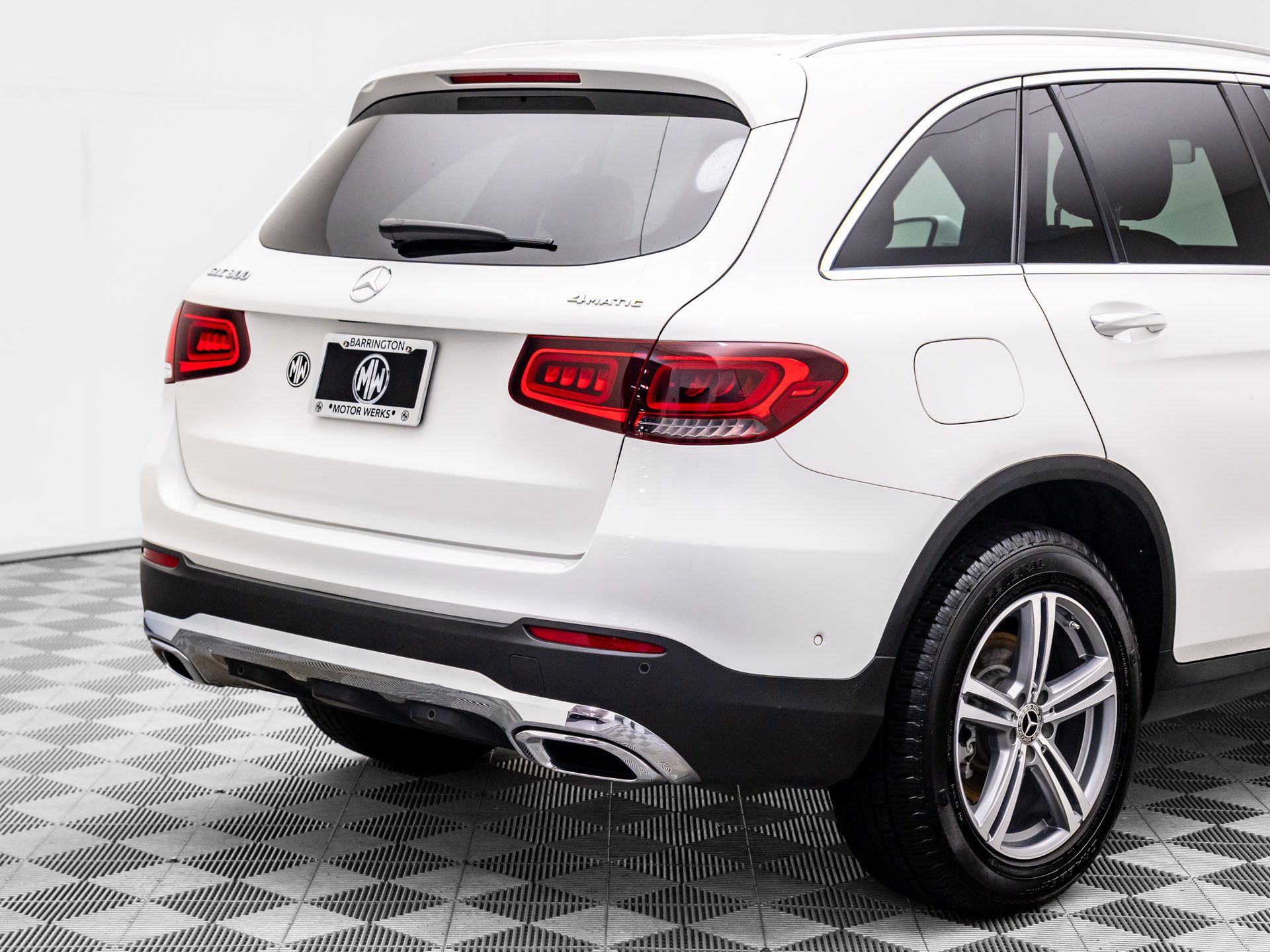 2021 Mercedes-Benz GLC GLC 300 photo
