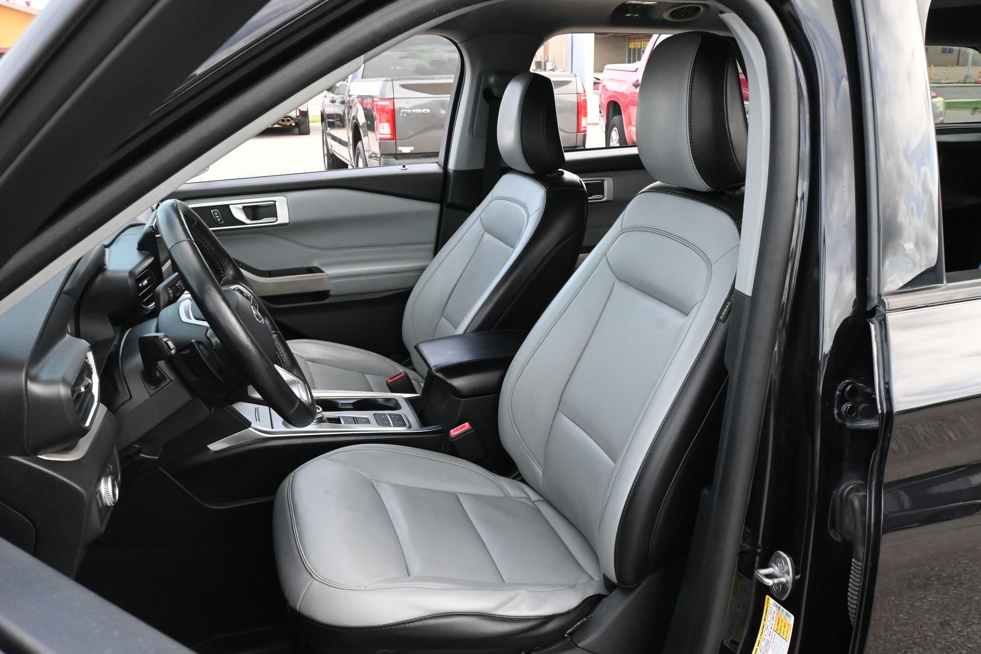 2021 Ford Explorer XLT Black at North Houston Mitsubishi