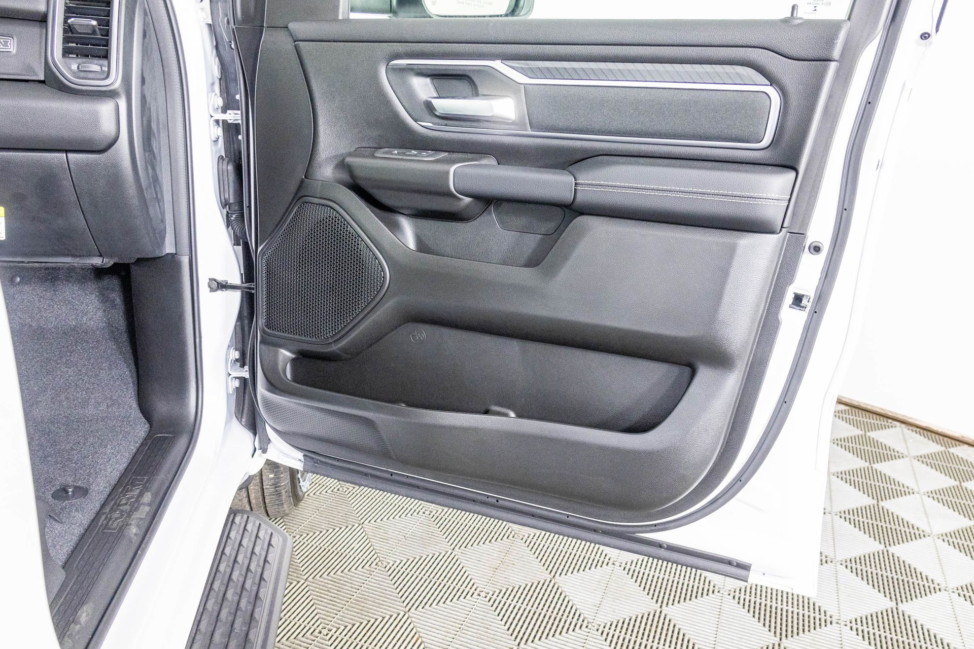 2026 RAM 1500 - Image 34