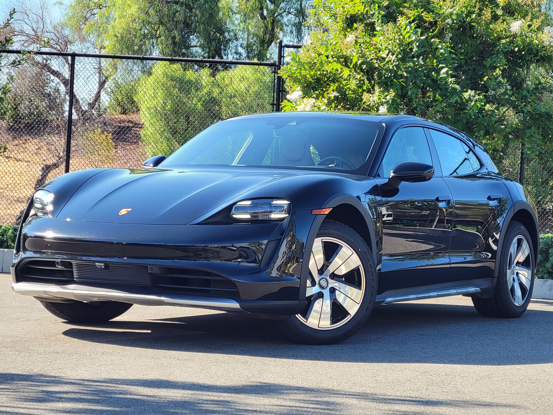 Black 2022 Porsche Taycan Wagon All-Wheel Drive 2-Speed Automatic
