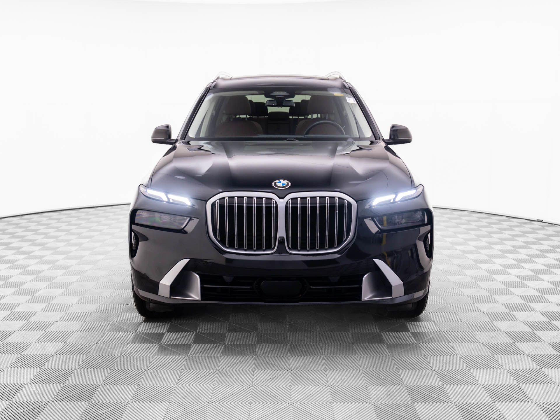 2023 BMW X7 xDrive40i photo