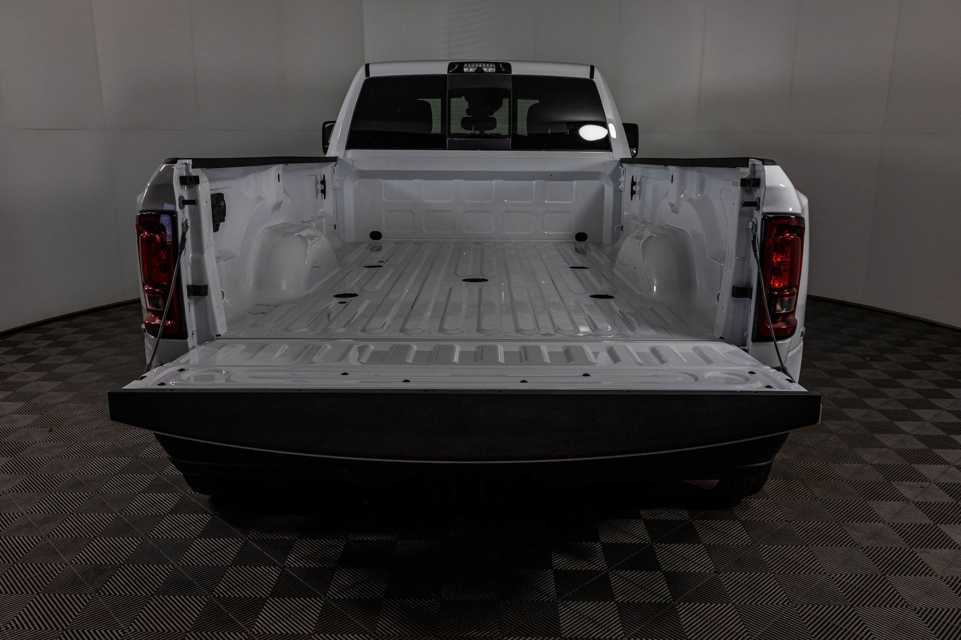 2026 RAM 3500 - Image 31