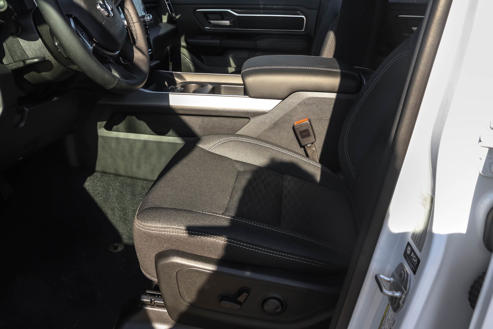 2026 RAM 1500 - Image 4