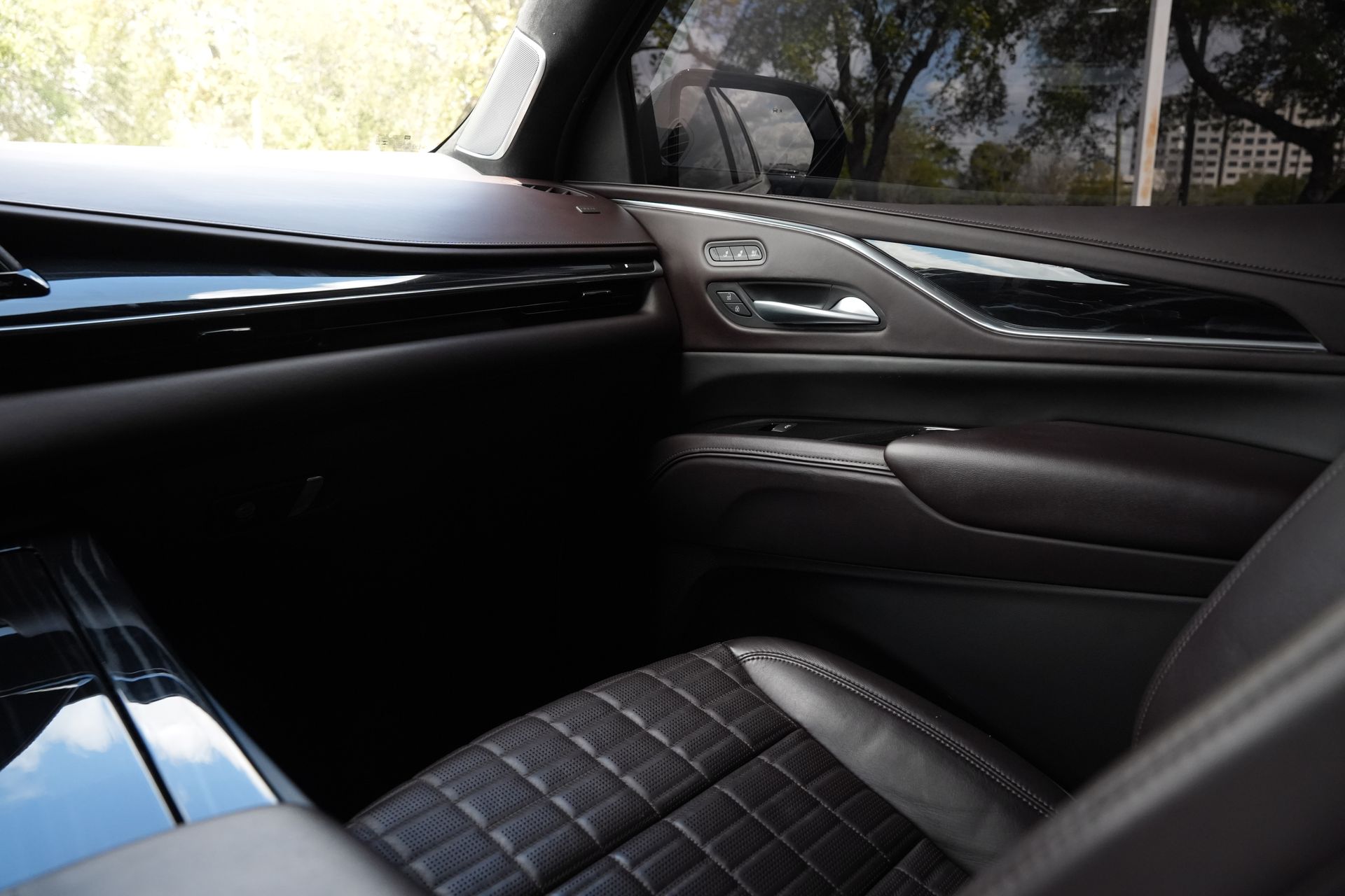 2024 Cadillac Escalade V-Series Silver at Central Houston Nissan