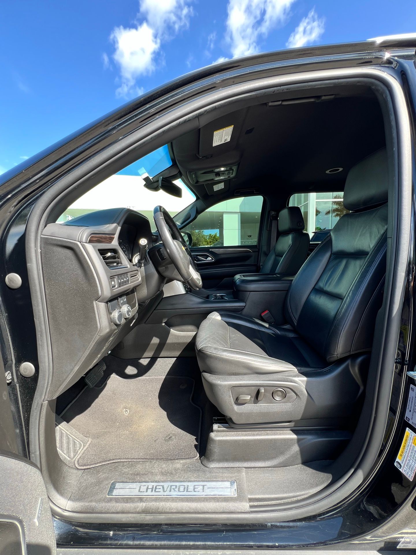 2021 Chevrolet Suburban LT 4