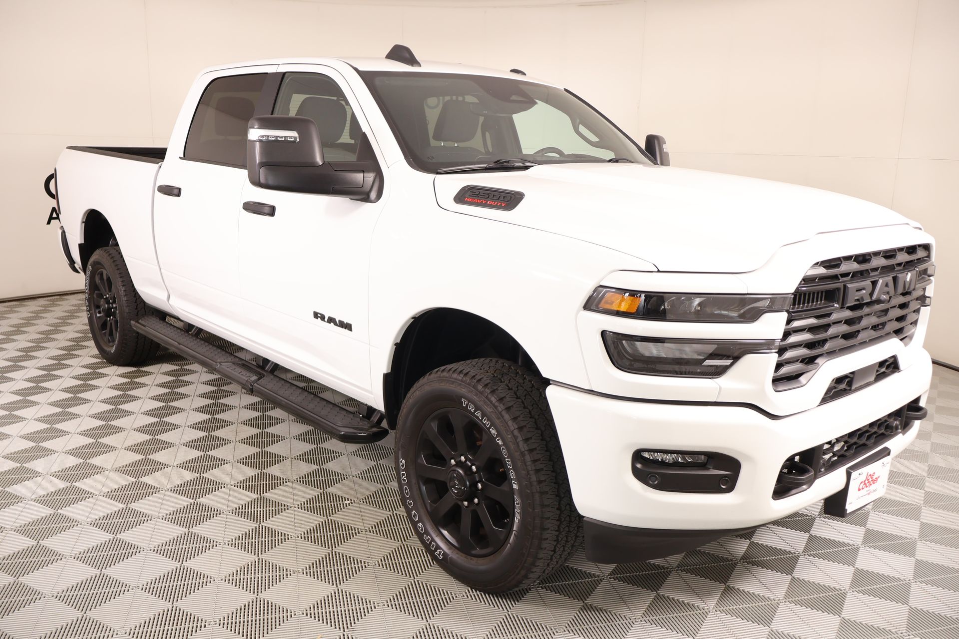Bright White Clearcoat 2025 RAM 2500 Pickup Truck Four-Wheel Drive 8-Speed Automatic