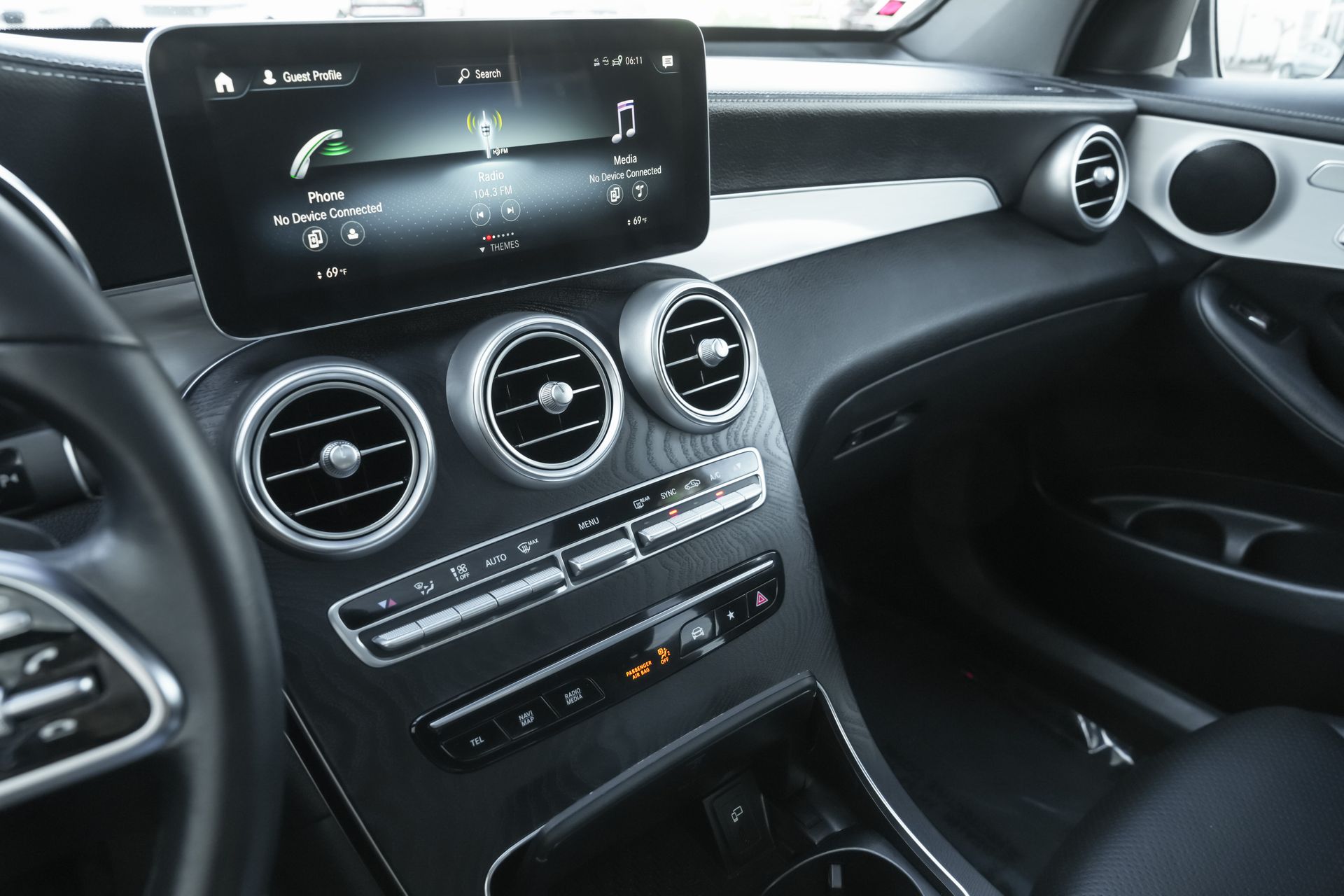 2023 Mercedes-Benz GLC Coupe GLC300 - Photo 12