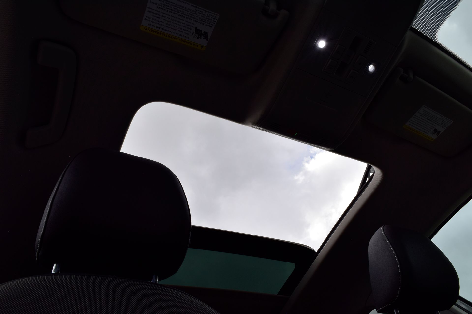 2024 Volkswagen Taos 1.5T SE White at Texan Dodge Chrysler Jeep Ram