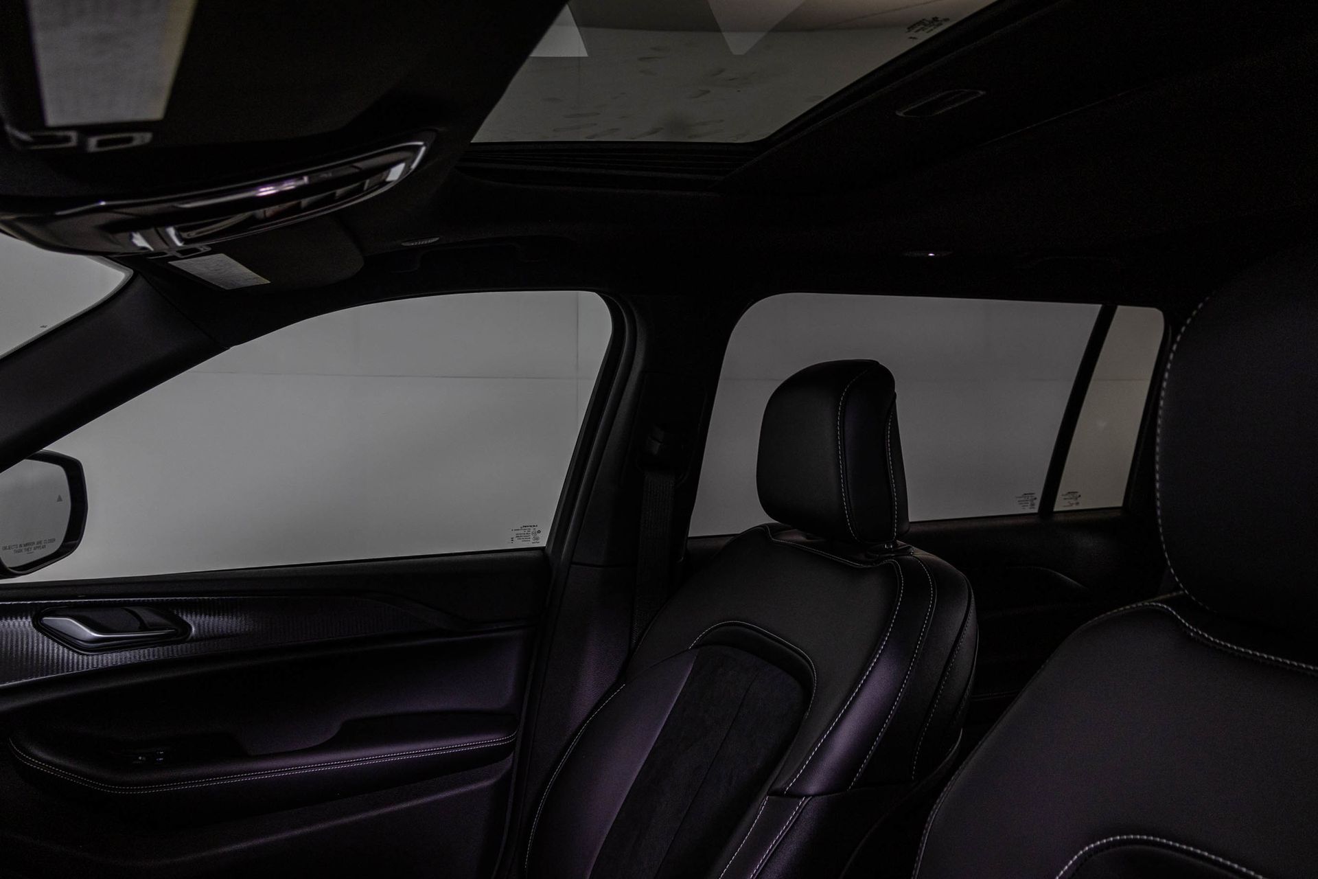 2025 JEEP GRAND CHEROKEE L - Image 25