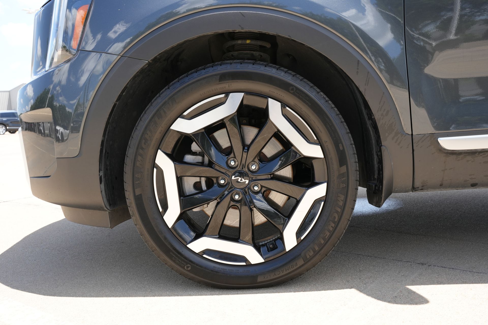 2023 Kia Telluride EX Gray at Community Toyota