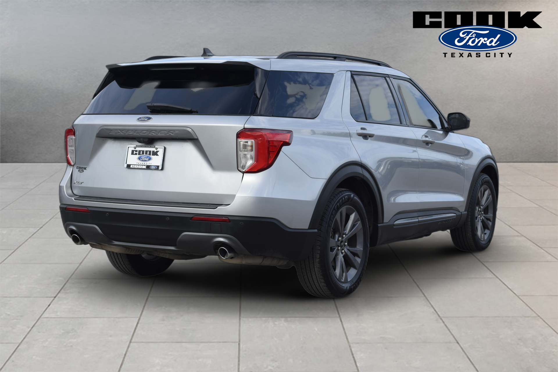 2023 Ford Explorer XLT Silver at DeMontrond Gulf Freeway