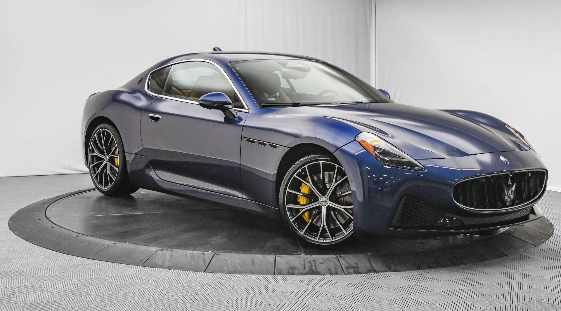 2025 Maserati GranTurismo Base