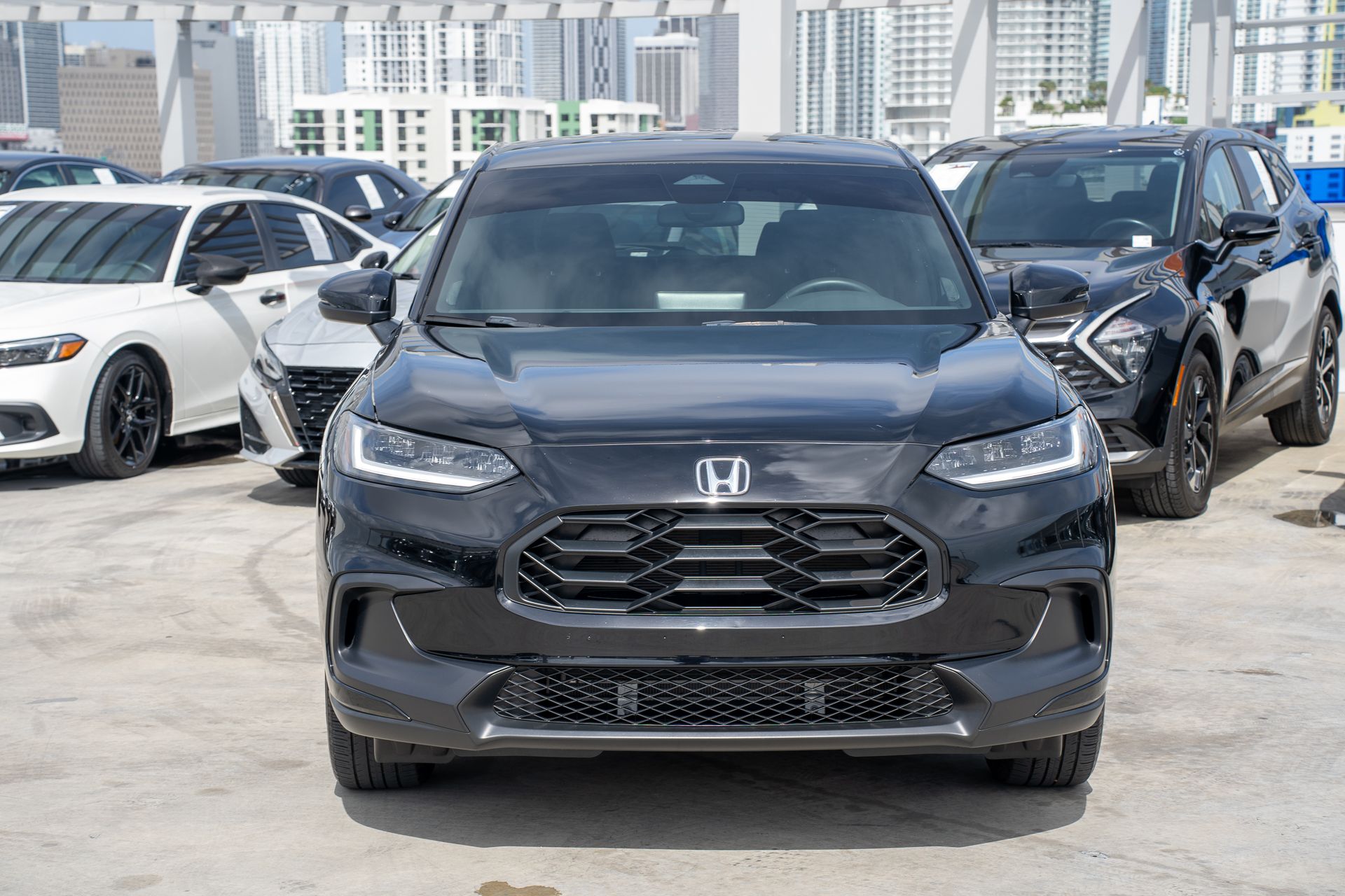 View vehicle photo 2