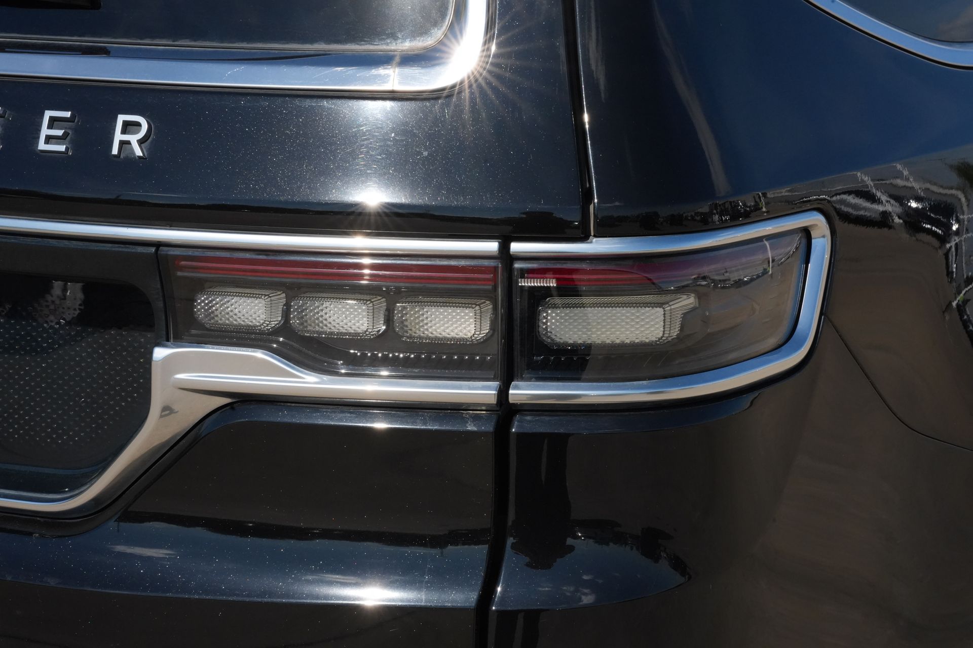 2022 Jeep Grand Wagoneer Series II Black at River Oaks CDJR