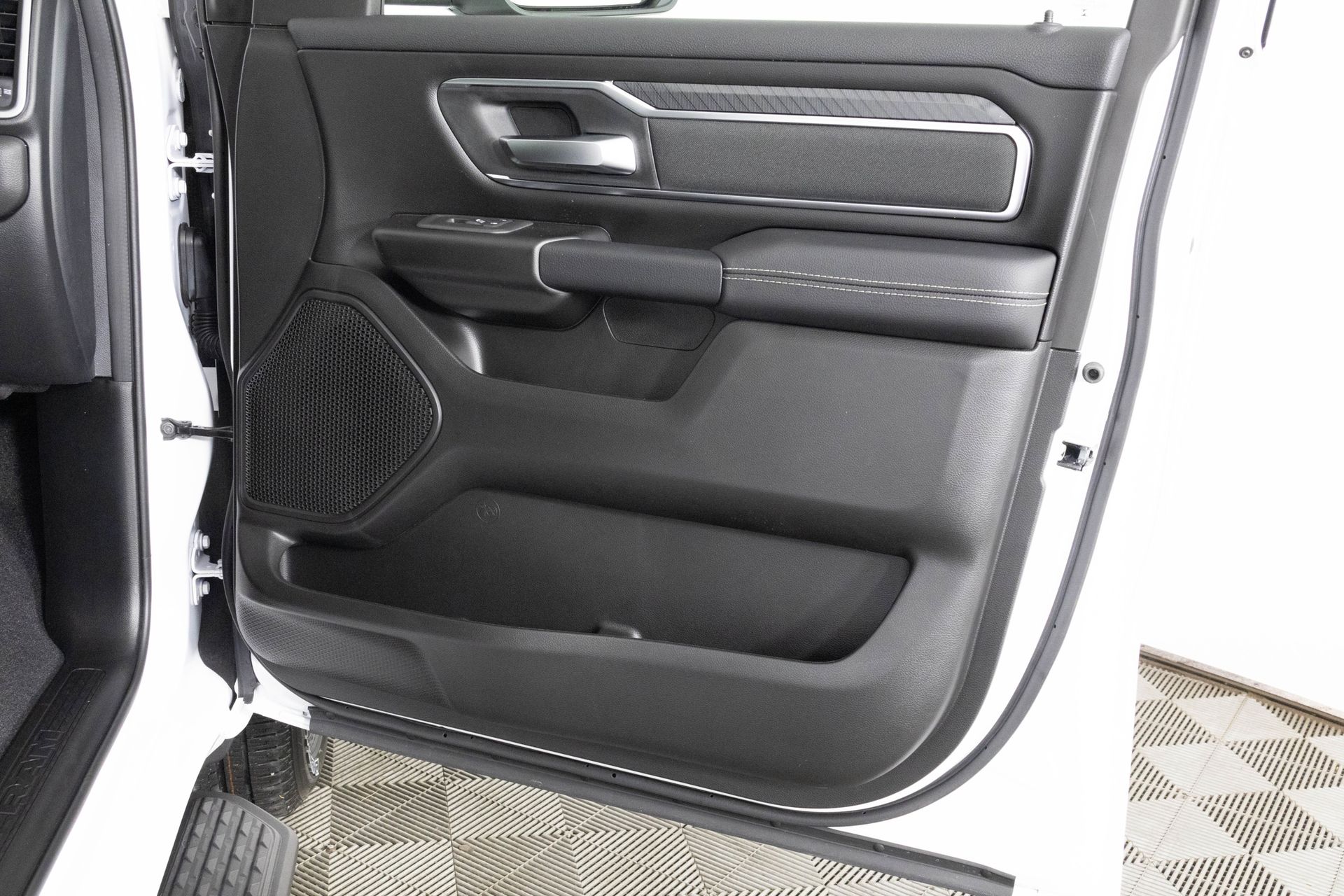 2026 RAM 1500 - Image 33