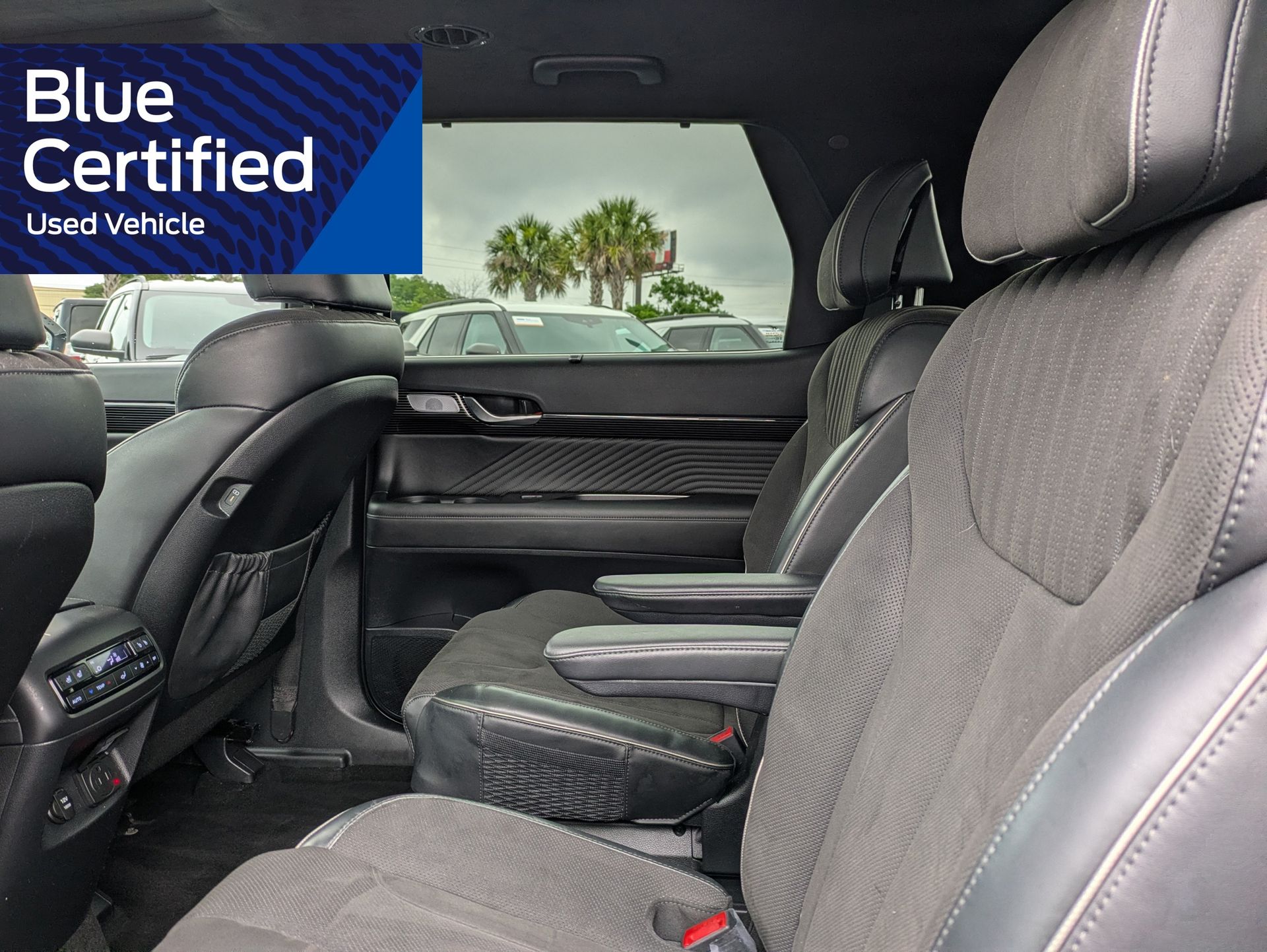2024 Hyundai Palisade Calligraphy Night Edition White at Bob Mills Chevrolet