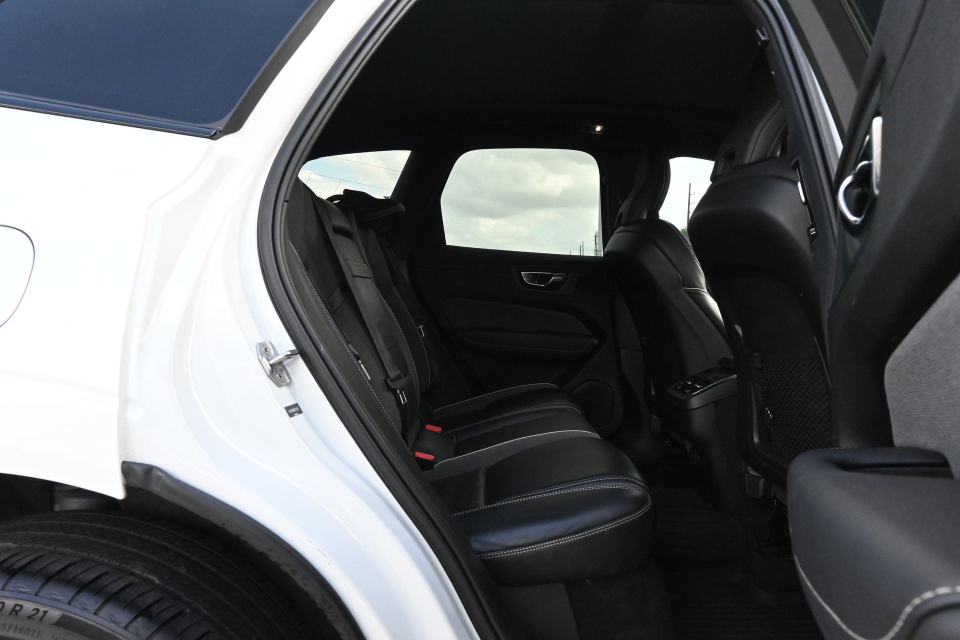 2021 Volvo XC60 T5 R-Design White at Ultimate Motorsports