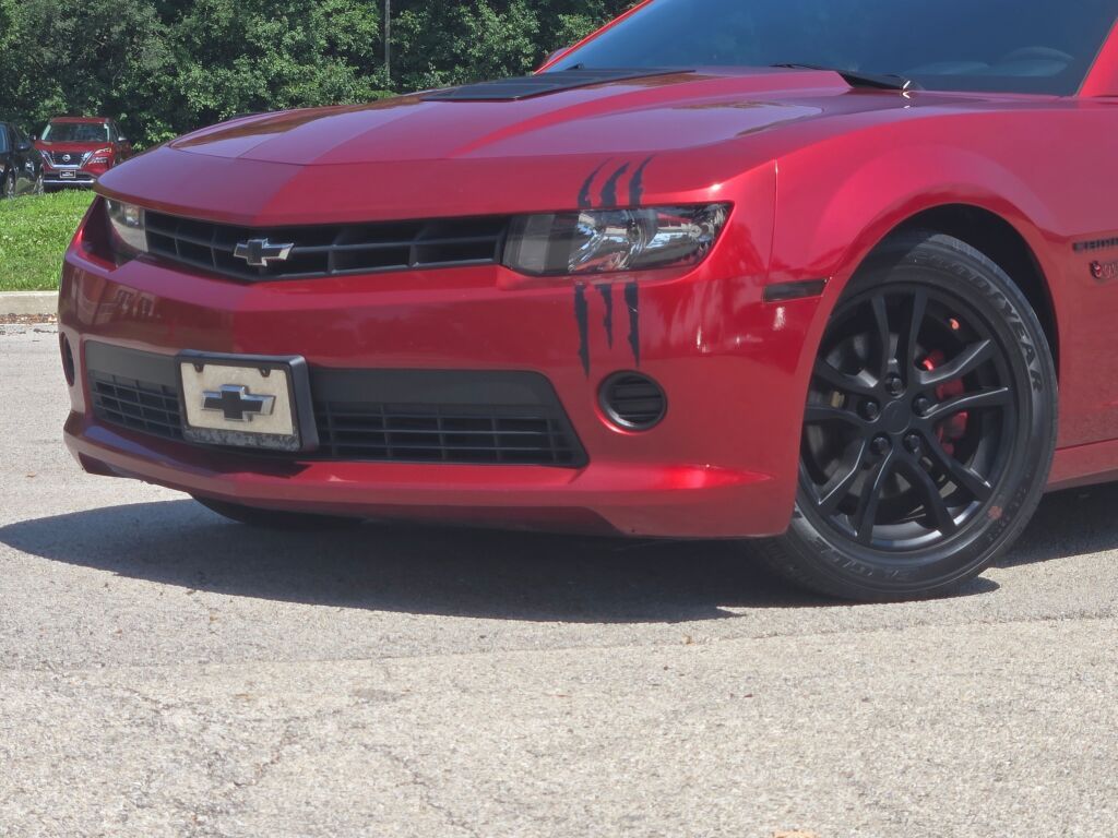 Used 2015 Chevrolet Camaro 2LS with VIN 2G1FB1E33F9151046 for sale in Highland Park, IL