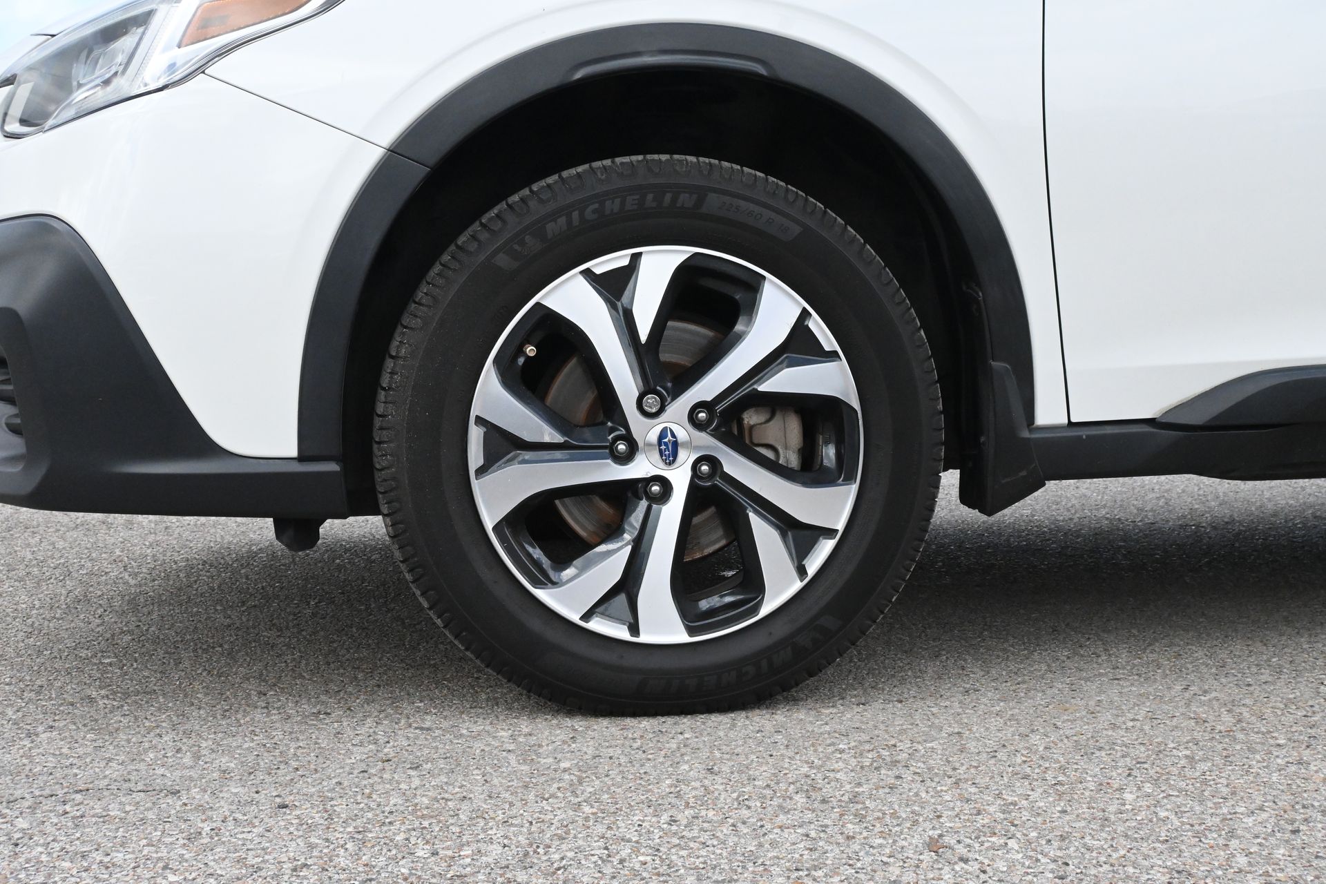 2021 Subaru Outback Touring XT White at Baytown Hyundai