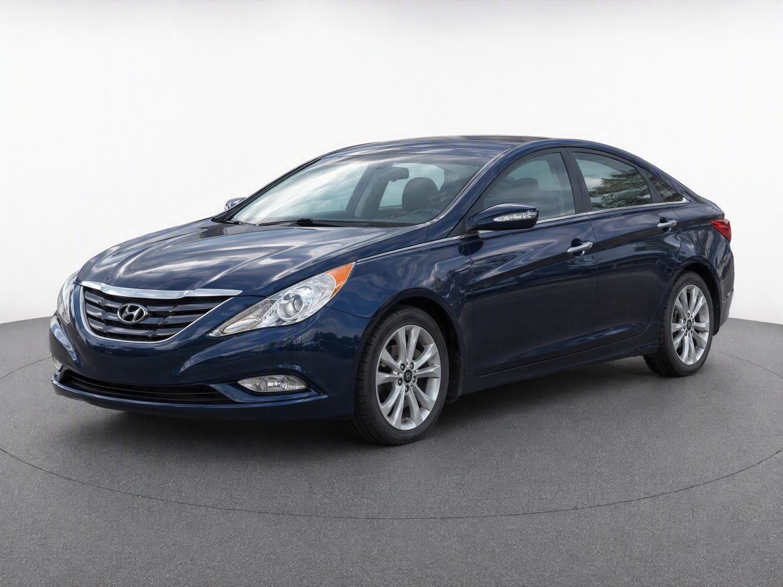 Pacific Blue 2011 Hyundai Sonata Sedan Front-Wheel Drive 6-Speed Automatic