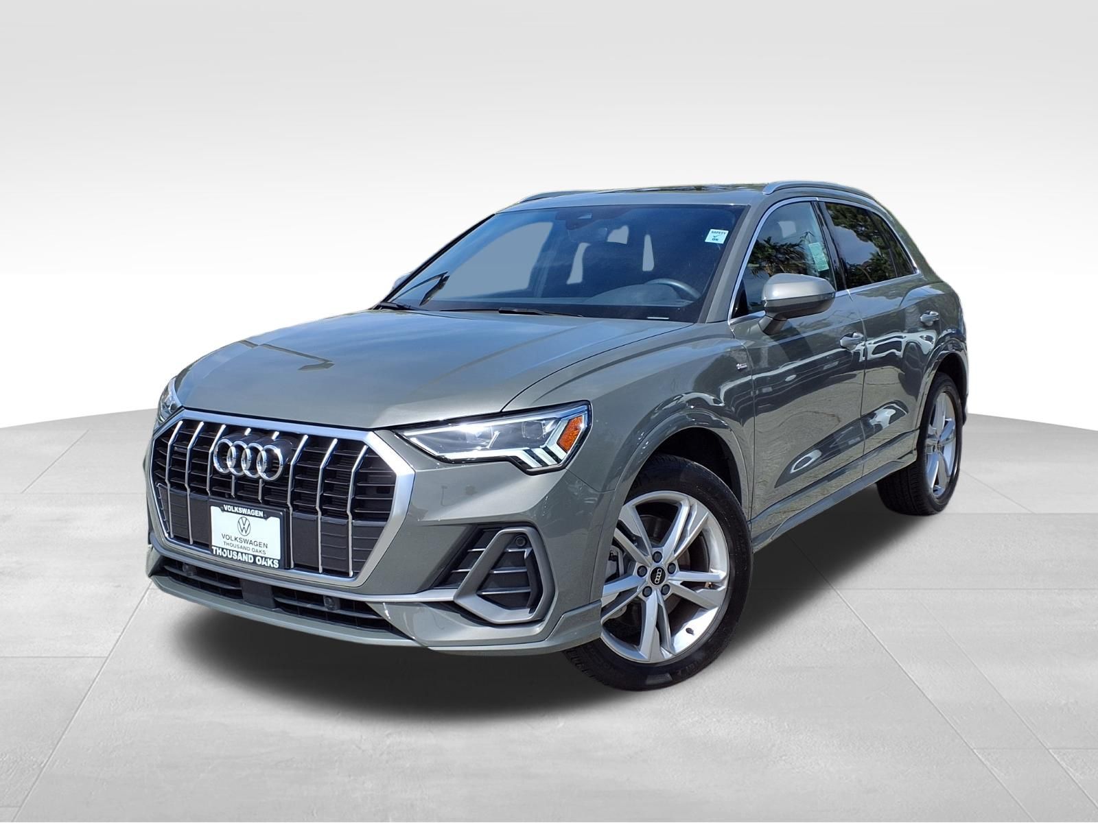 2023 Audi Q3 quattro Premium S Line 45 TFSI