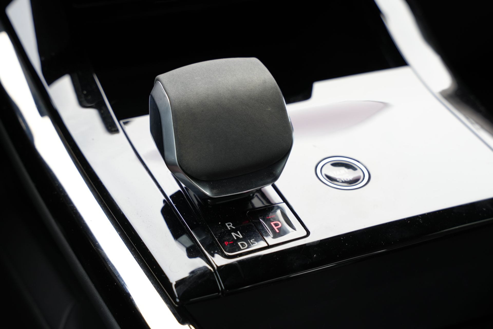 2024 Land Rover Range Rover Sport Dynamic SE  at Ultimate Motorsports