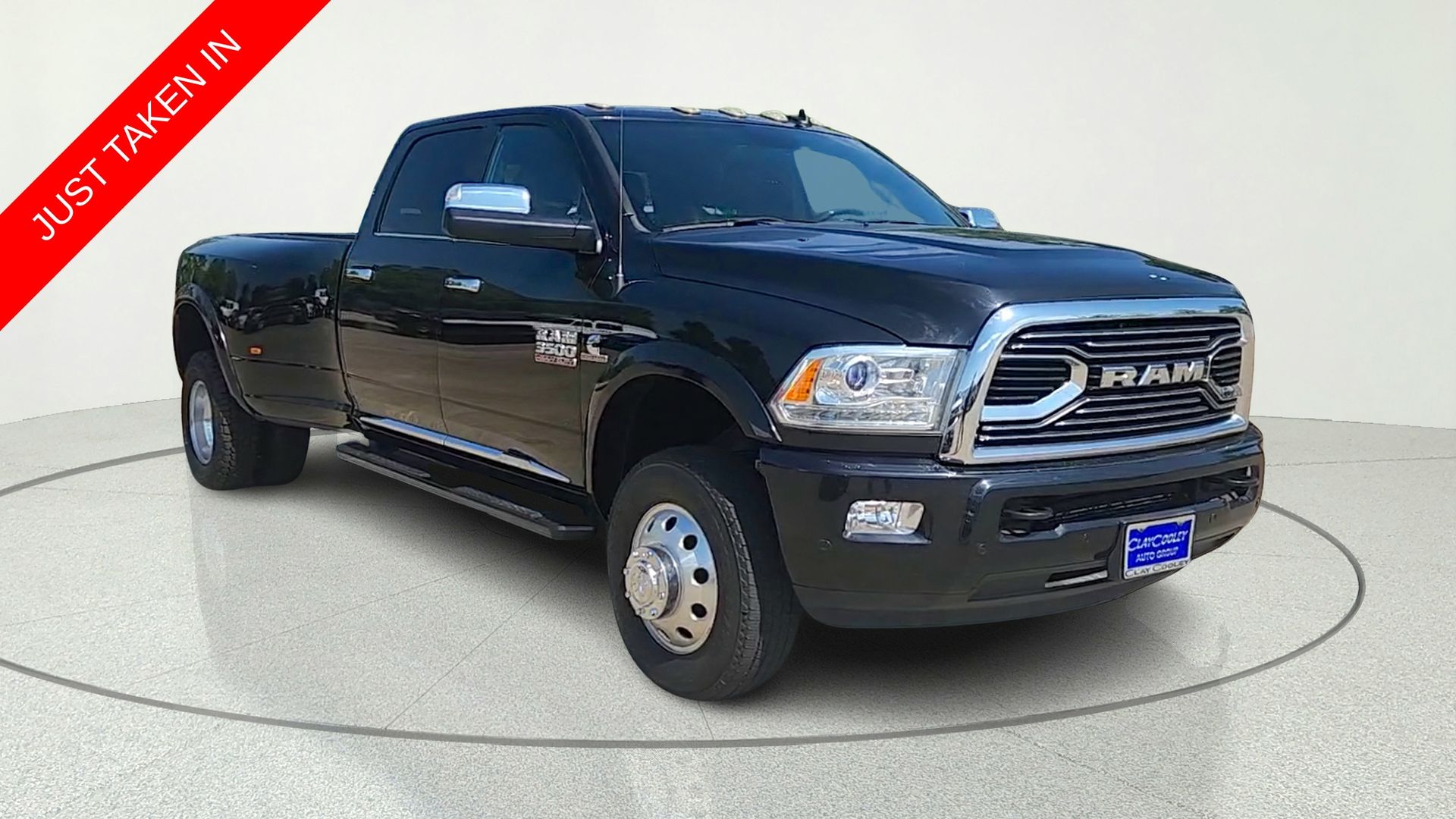 Brilliant Black Crystal Pearlcoat 2018 RAM 3500 Laramie Longhorn Crew Cab LB DRW 4WD Pickup Truck Four-Wheel Drive 6-Speed Automatic