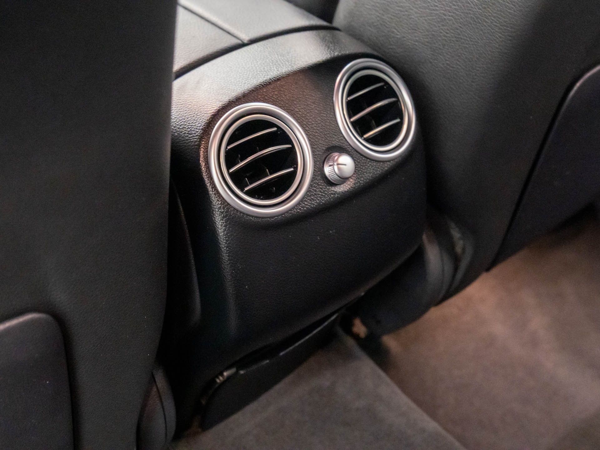 2022 Mercedes-Benz GLC GLC 300 photo