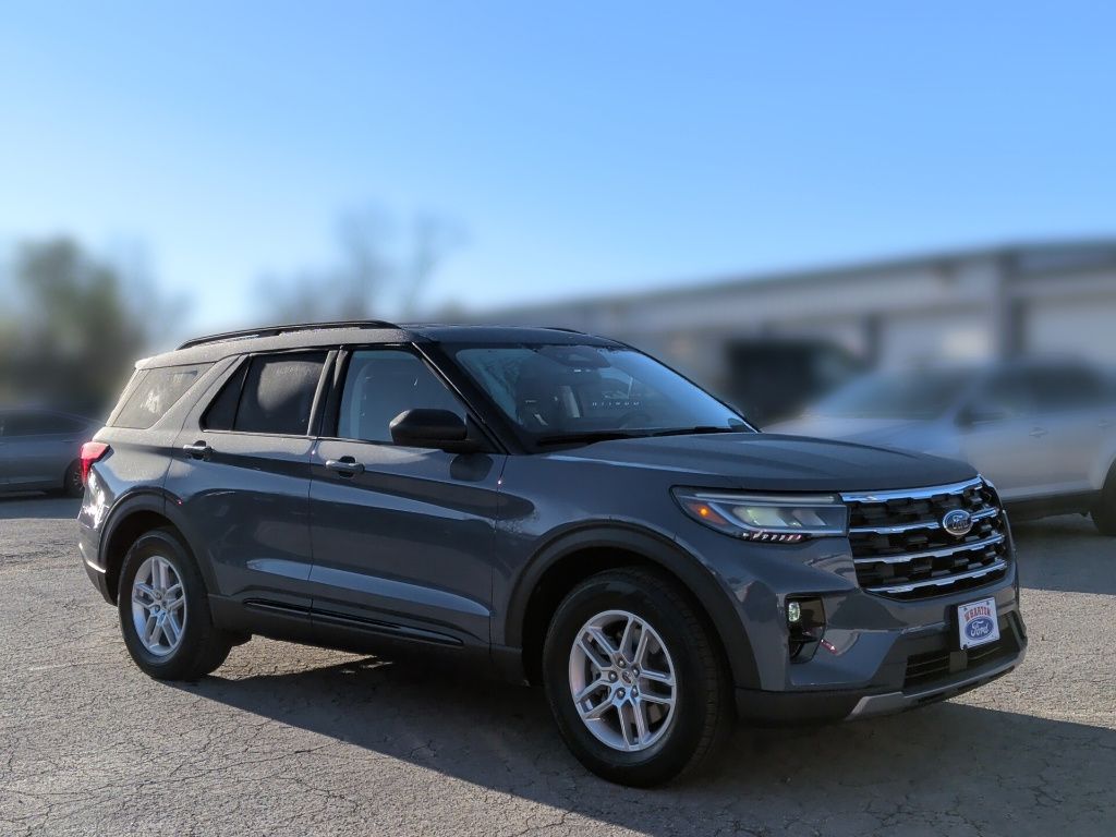 2026 Ford Explorer Active - 8