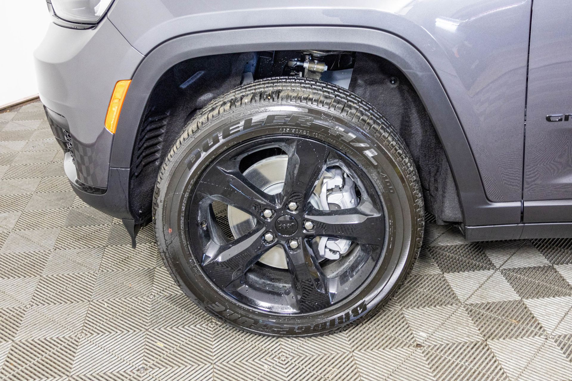 2025 JEEP GRAND CHEROKEE L - Image 41