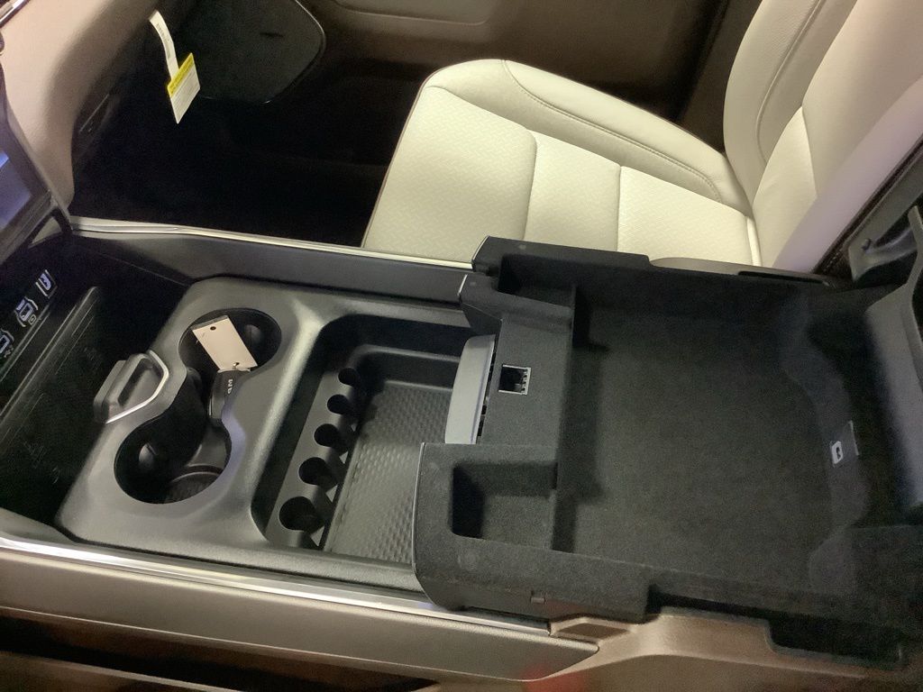 2025 RAM 1500 Laramie - Photo 17
