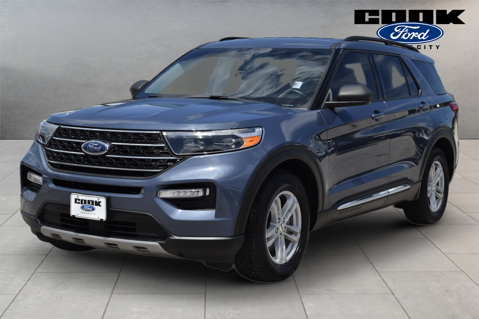 2021 Ford Explorer XLT RWD