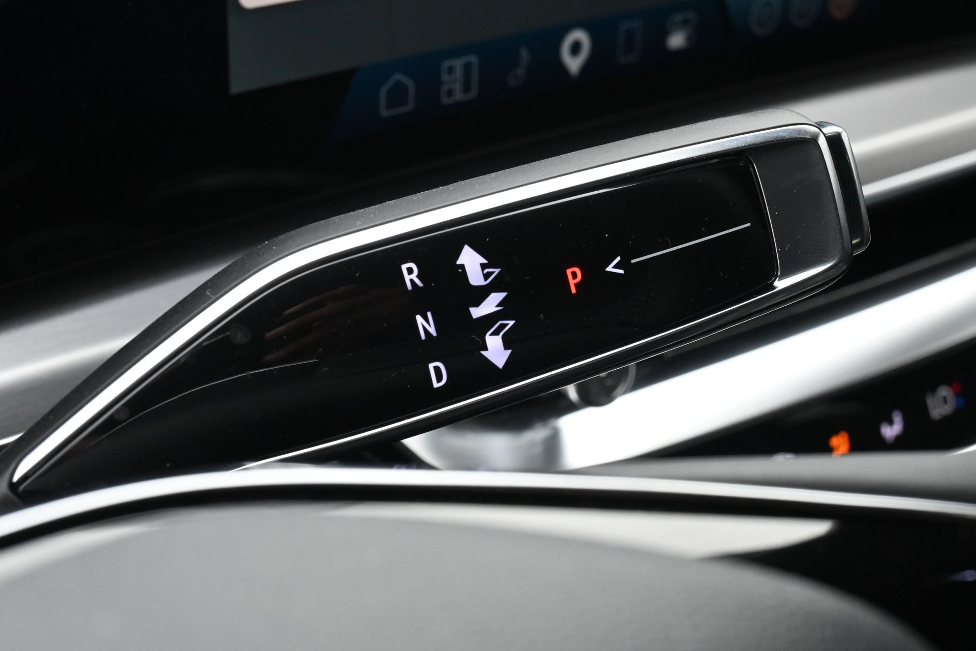 2025 Cadillac LYRIQ Luxury Silver at Bayway Cadillac of The Woodlands