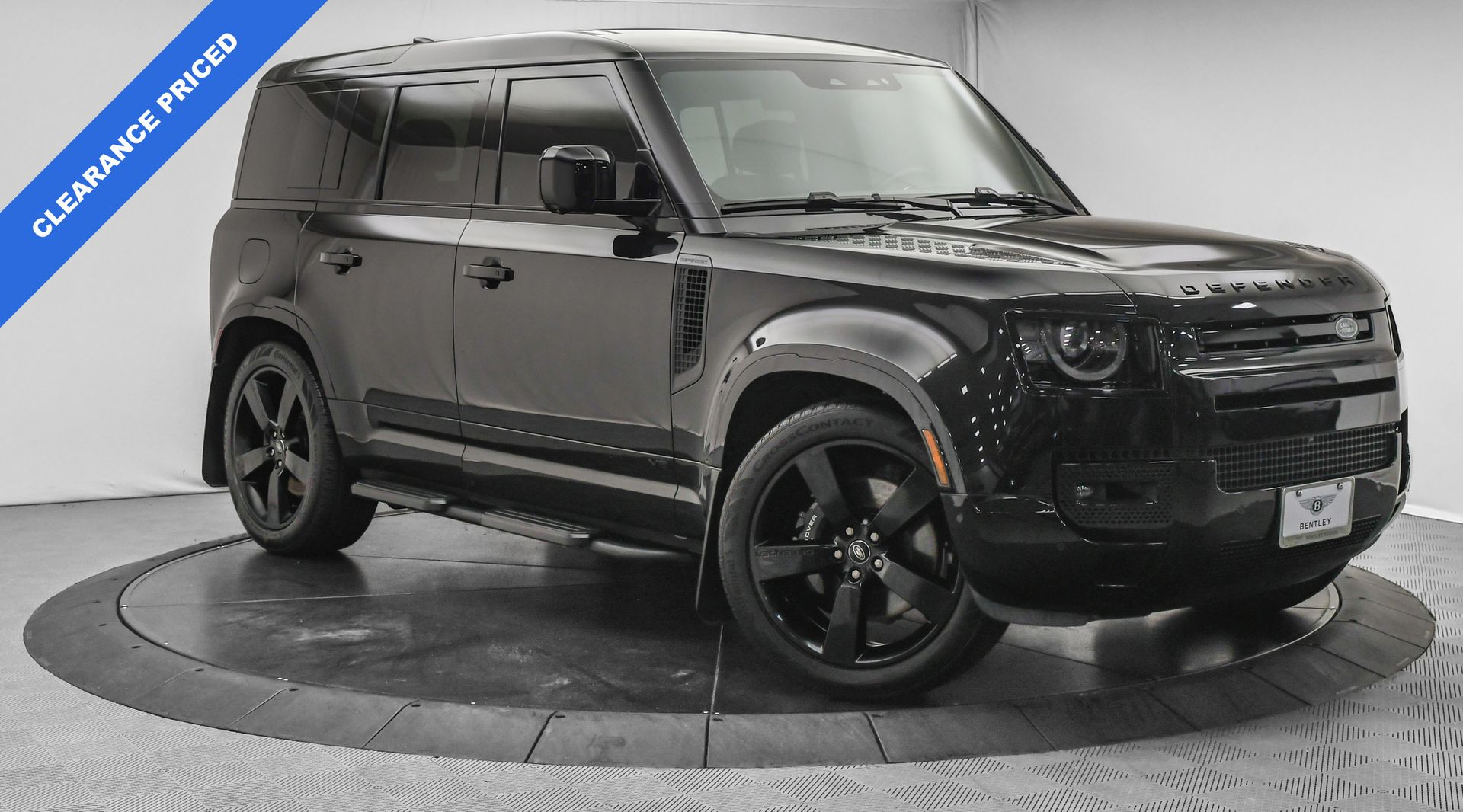 2025 Land Rover Defender 110 V8