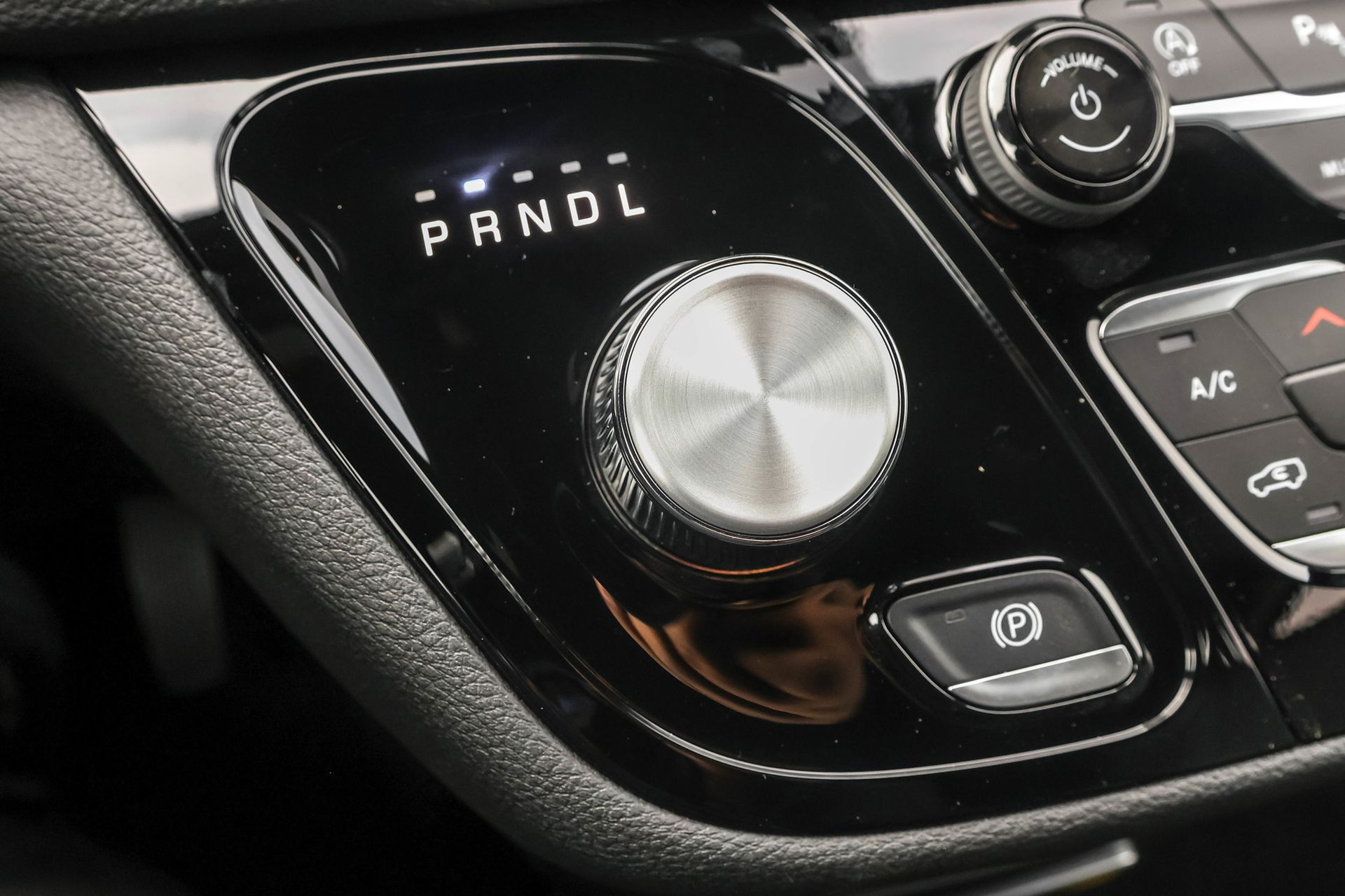 2026 CHRYSLER PACIFICA - Image 19