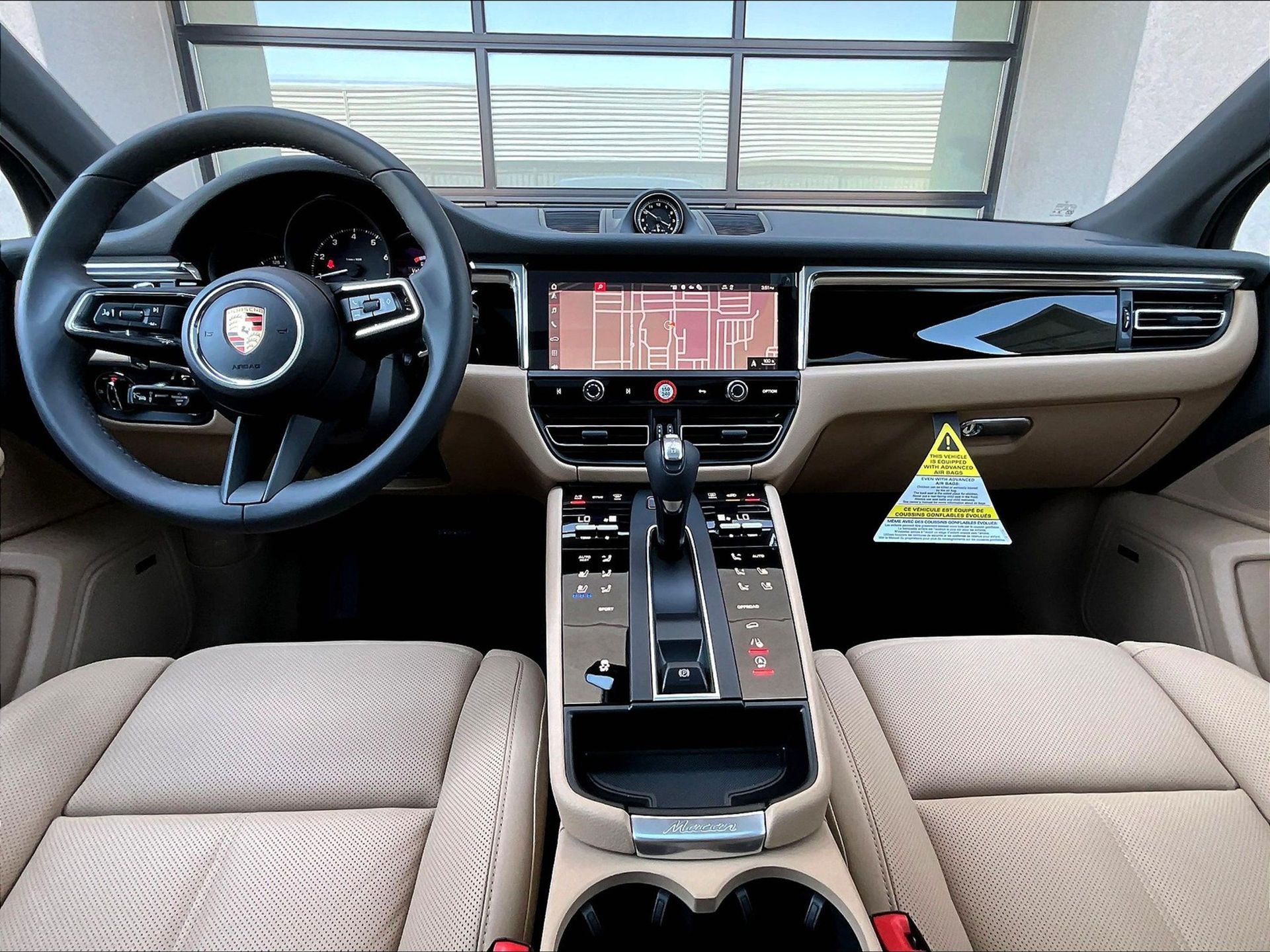 2025 Macan picture #12