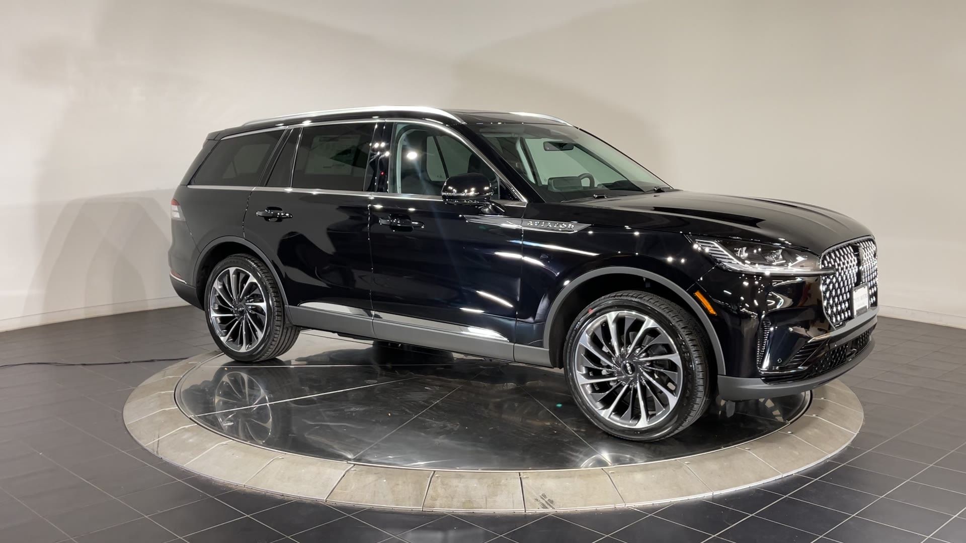 2025 Lincoln Aviator Reserve photo 6