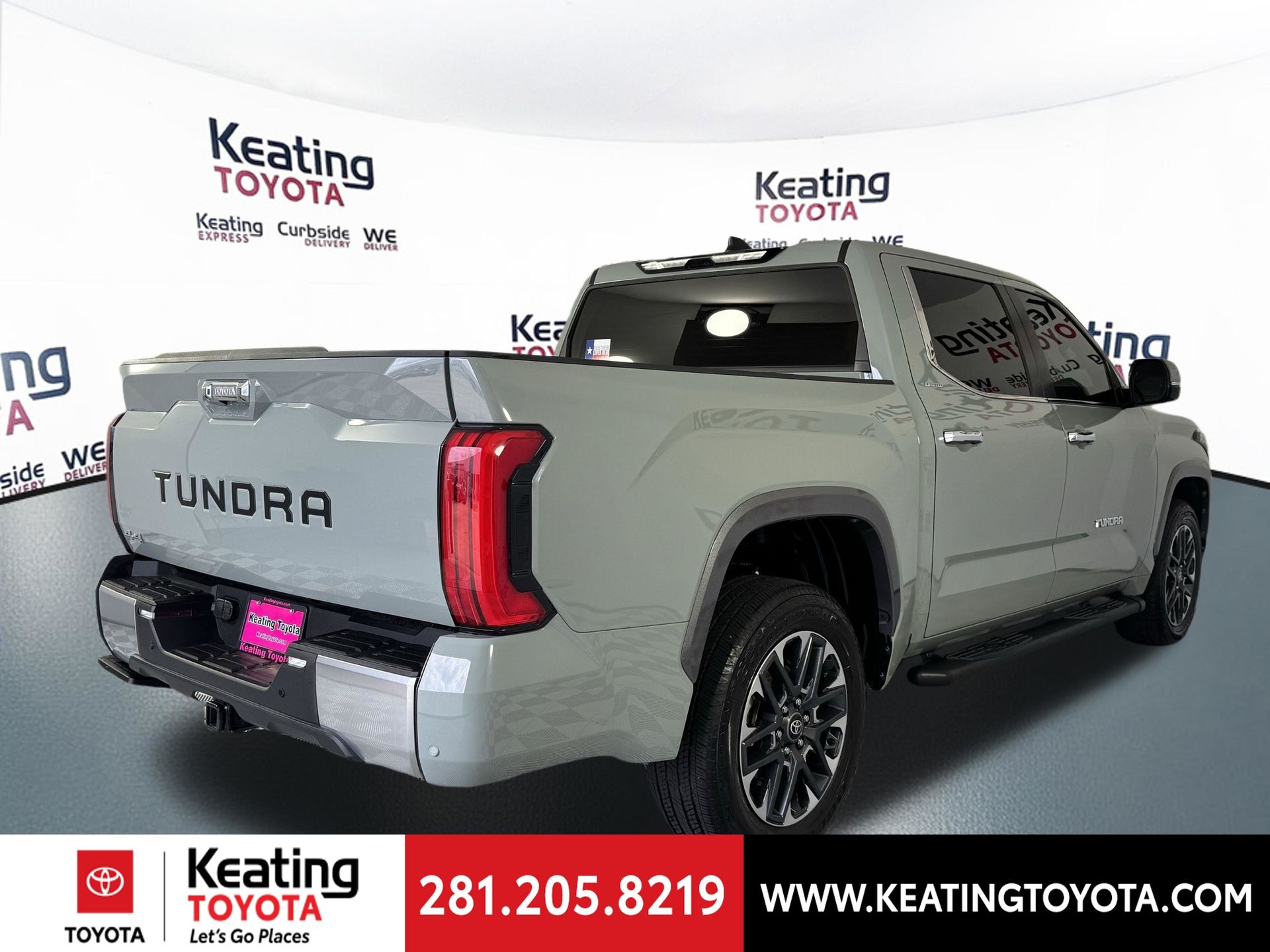 View vehicle photo 5