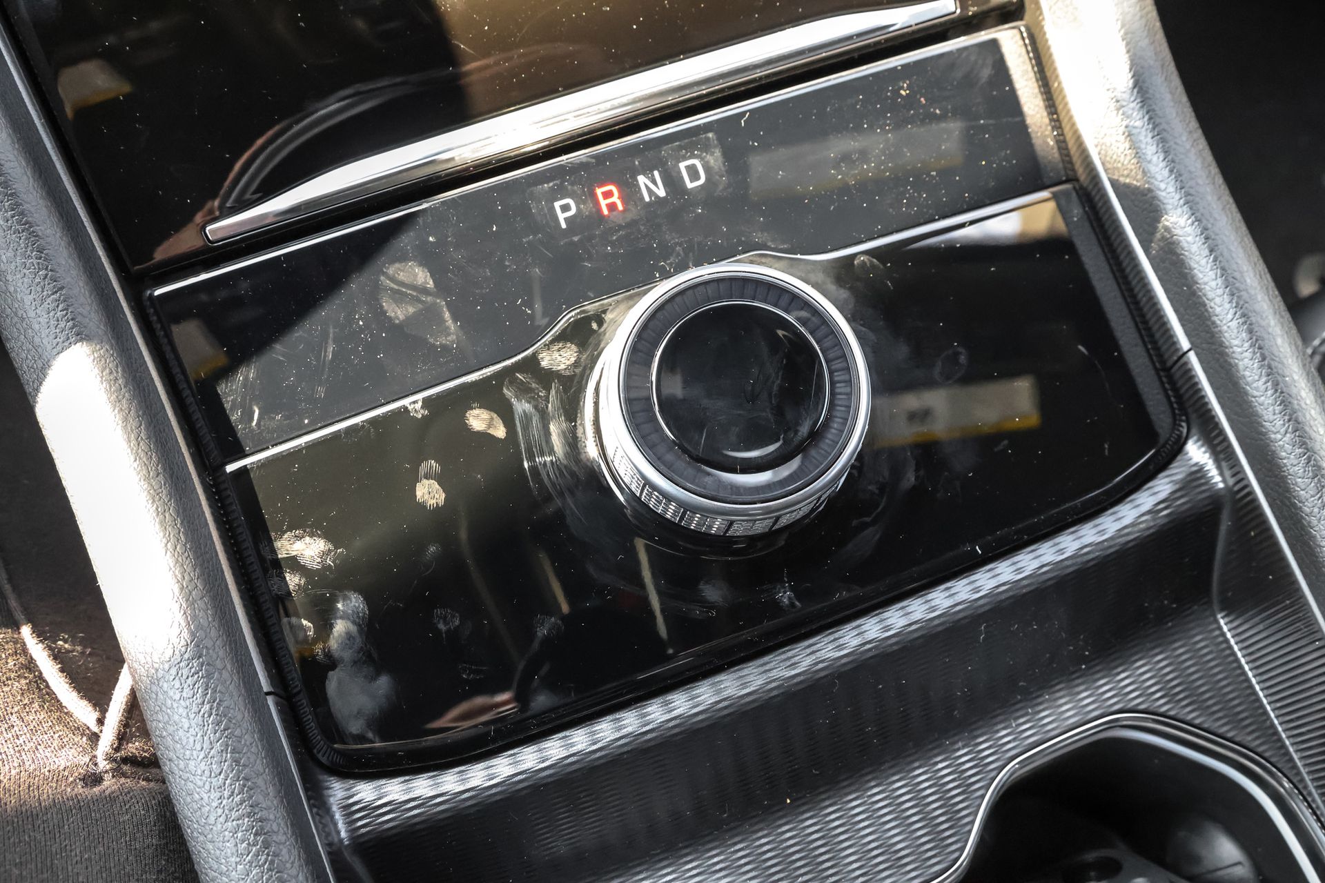 2025 JEEP GRAND CHEROKEE - Image 19