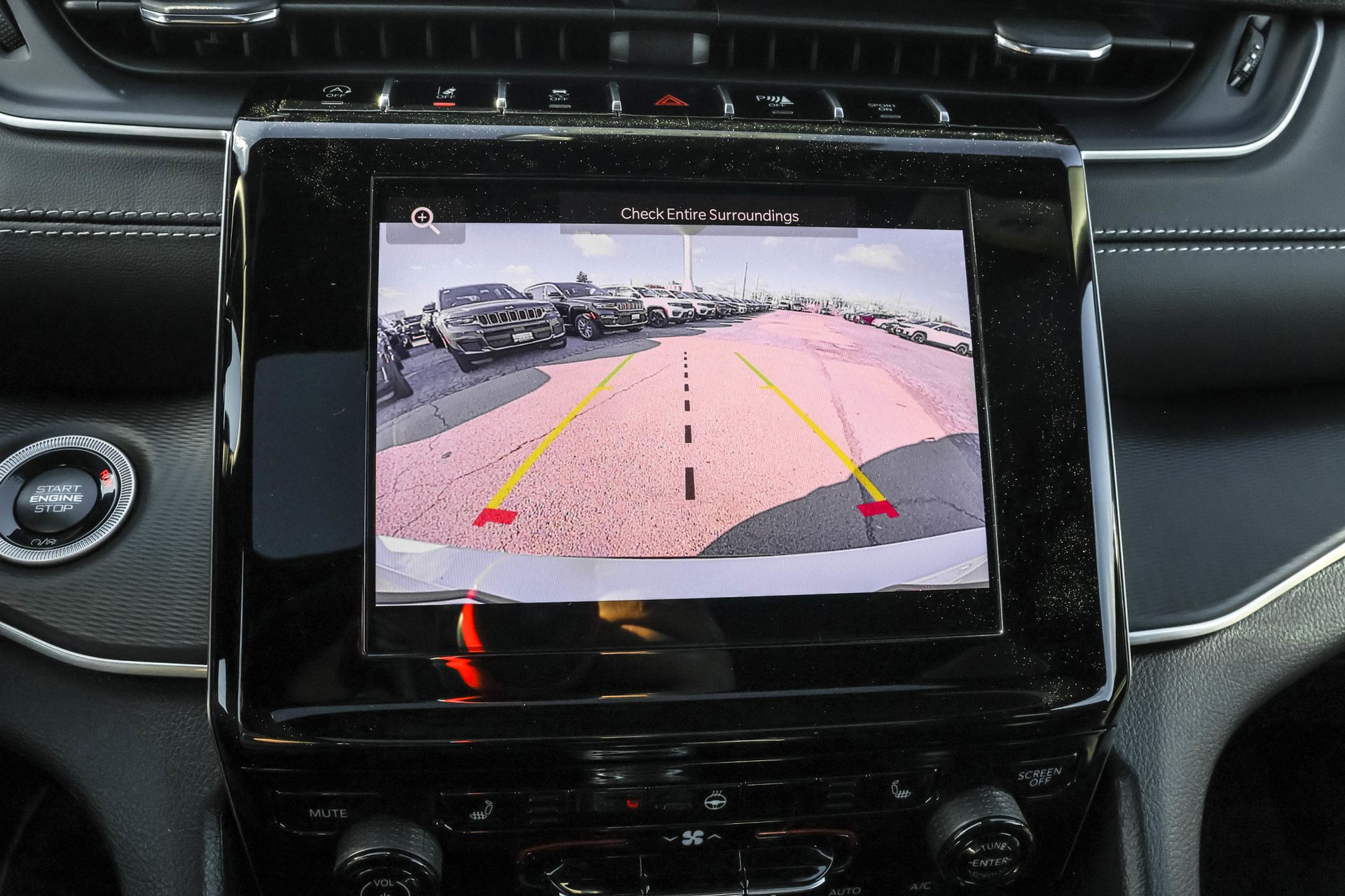 2025 JEEP GRAND CHEROKEE L - Image 19