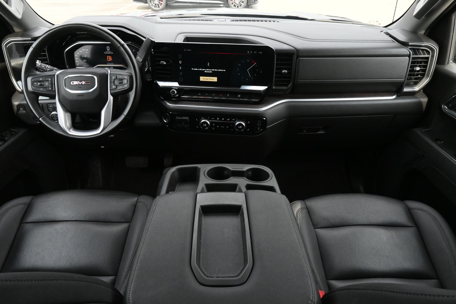 2025 GMC Sierra 1500 SLT - 6